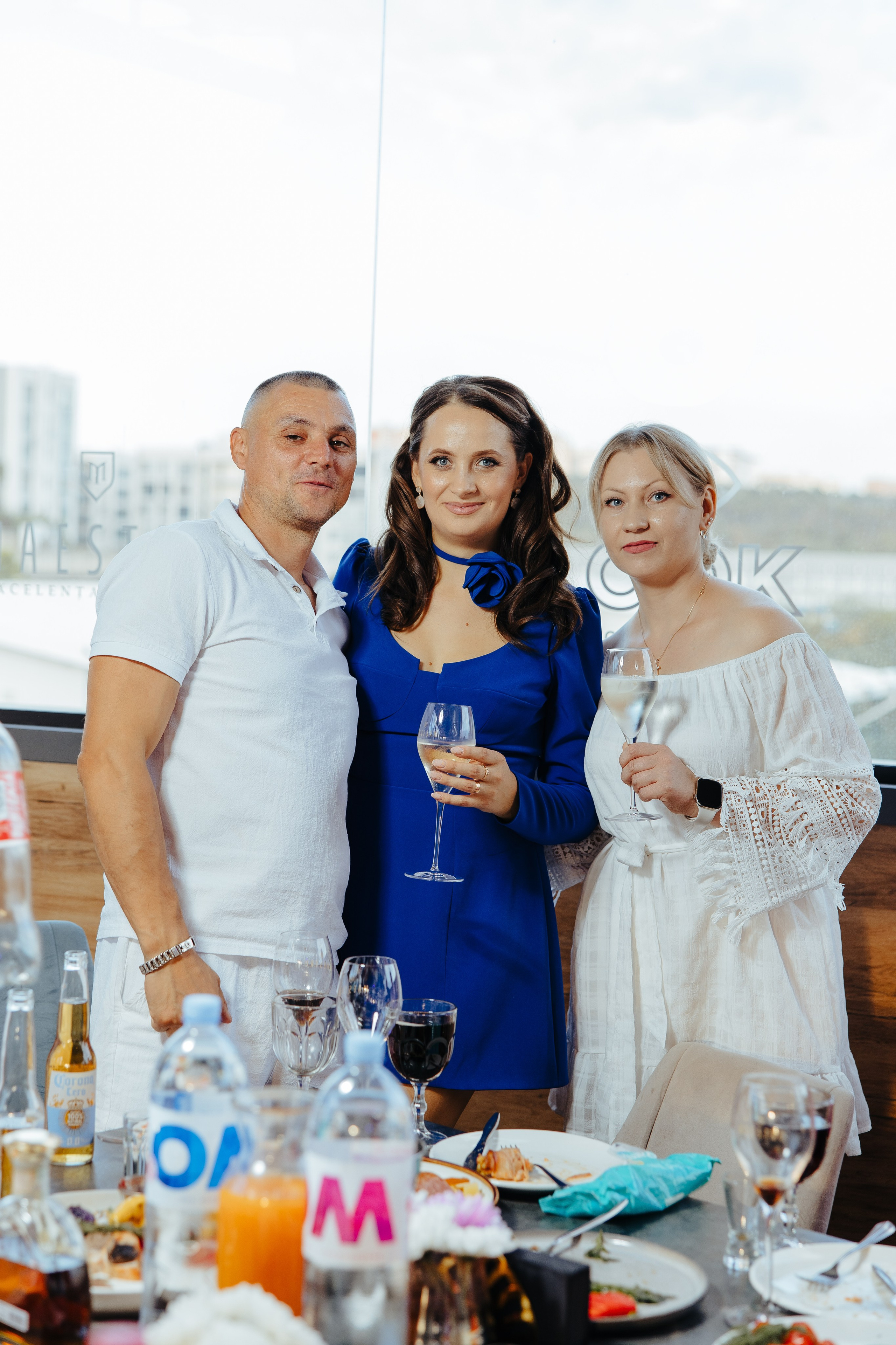 Nicoleta. Fotograf de nuntă și evenimente private!