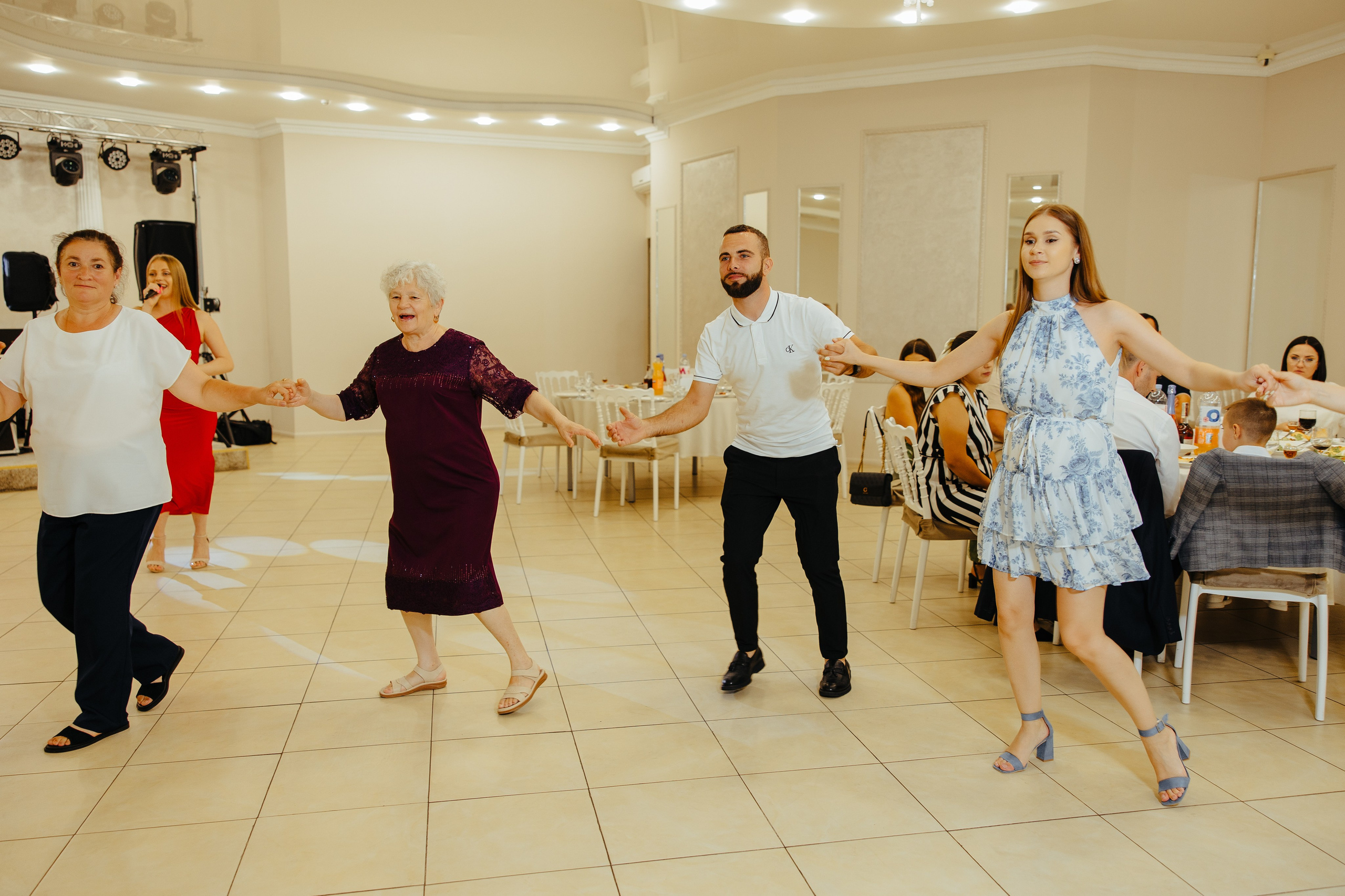 Saul. Fotograf de nuntă și evenimente private!