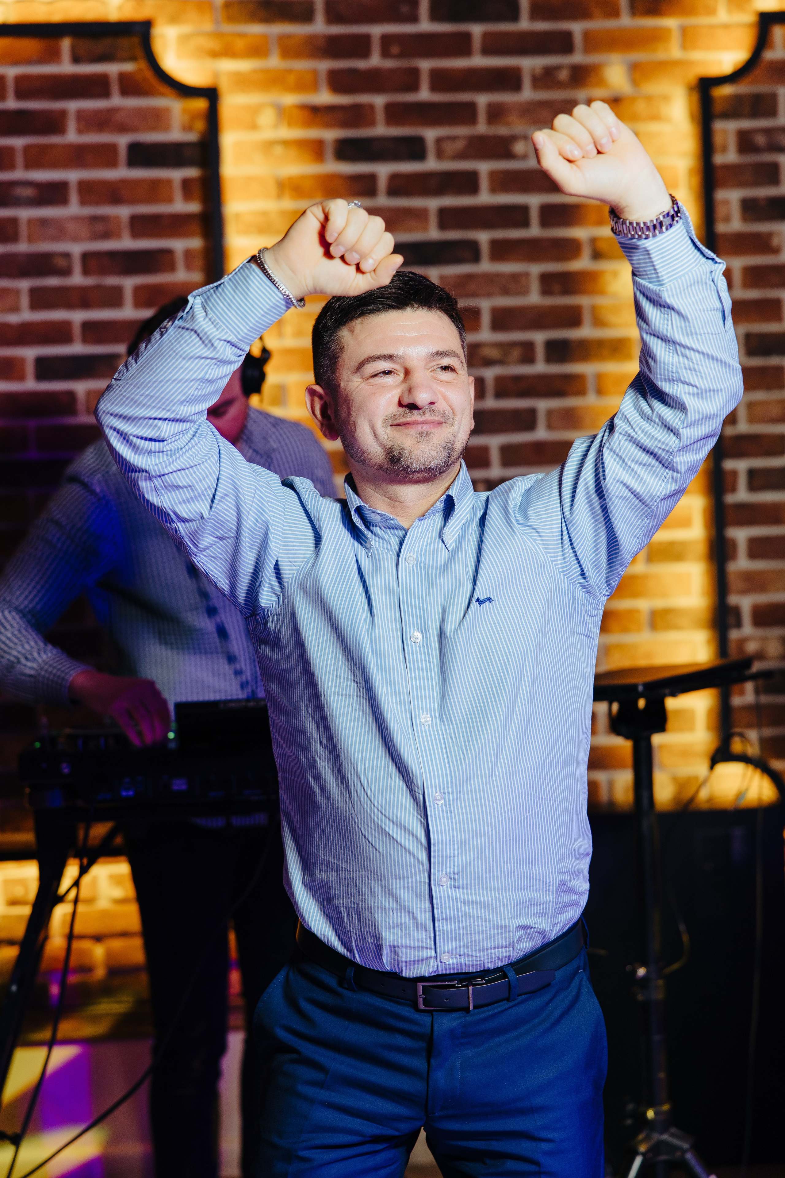 Sergiu 40 ani. Fotograf de nuntă și evenimente private!