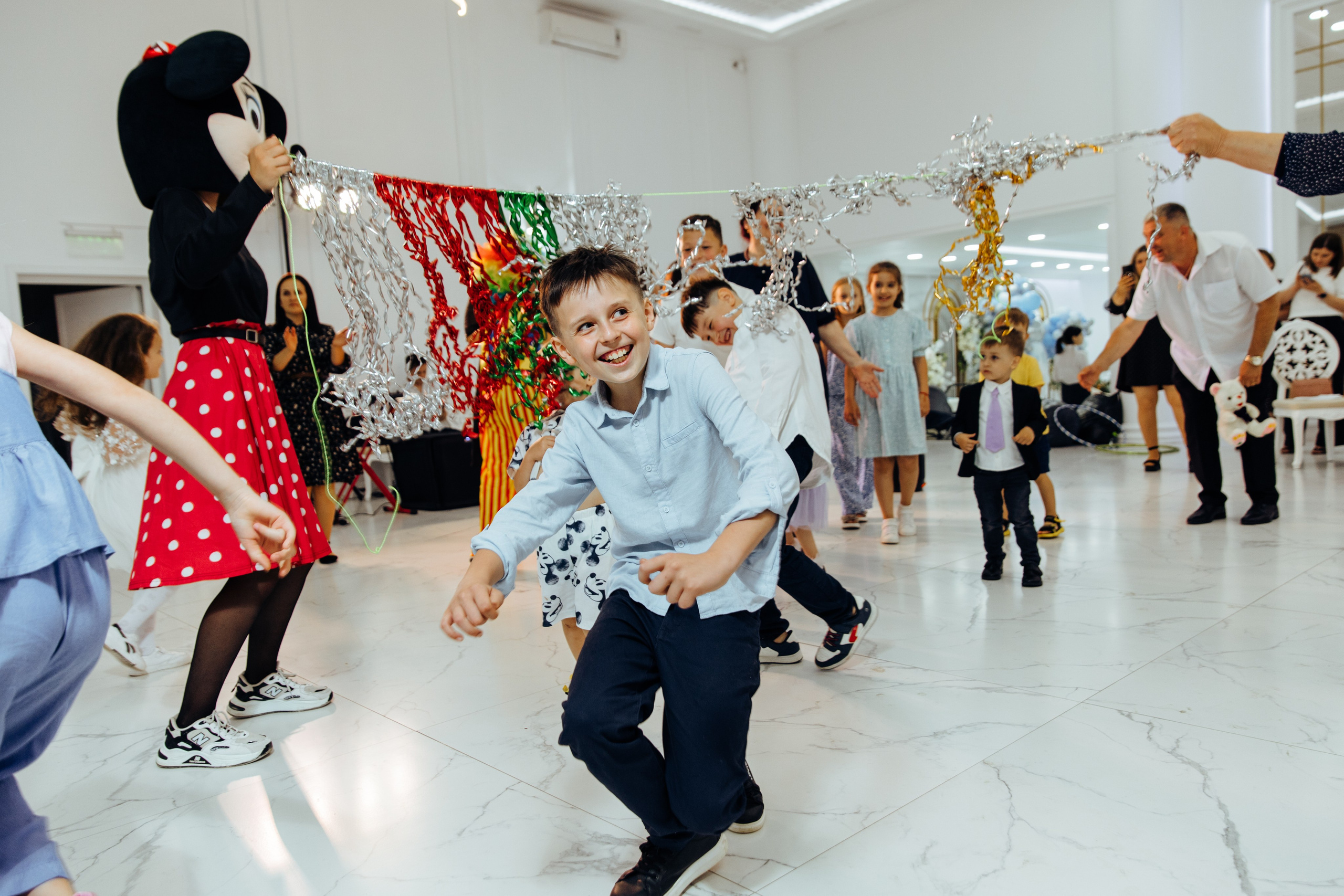 Ionel-Alessandro. Fotograf de nuntă și evenimente private!