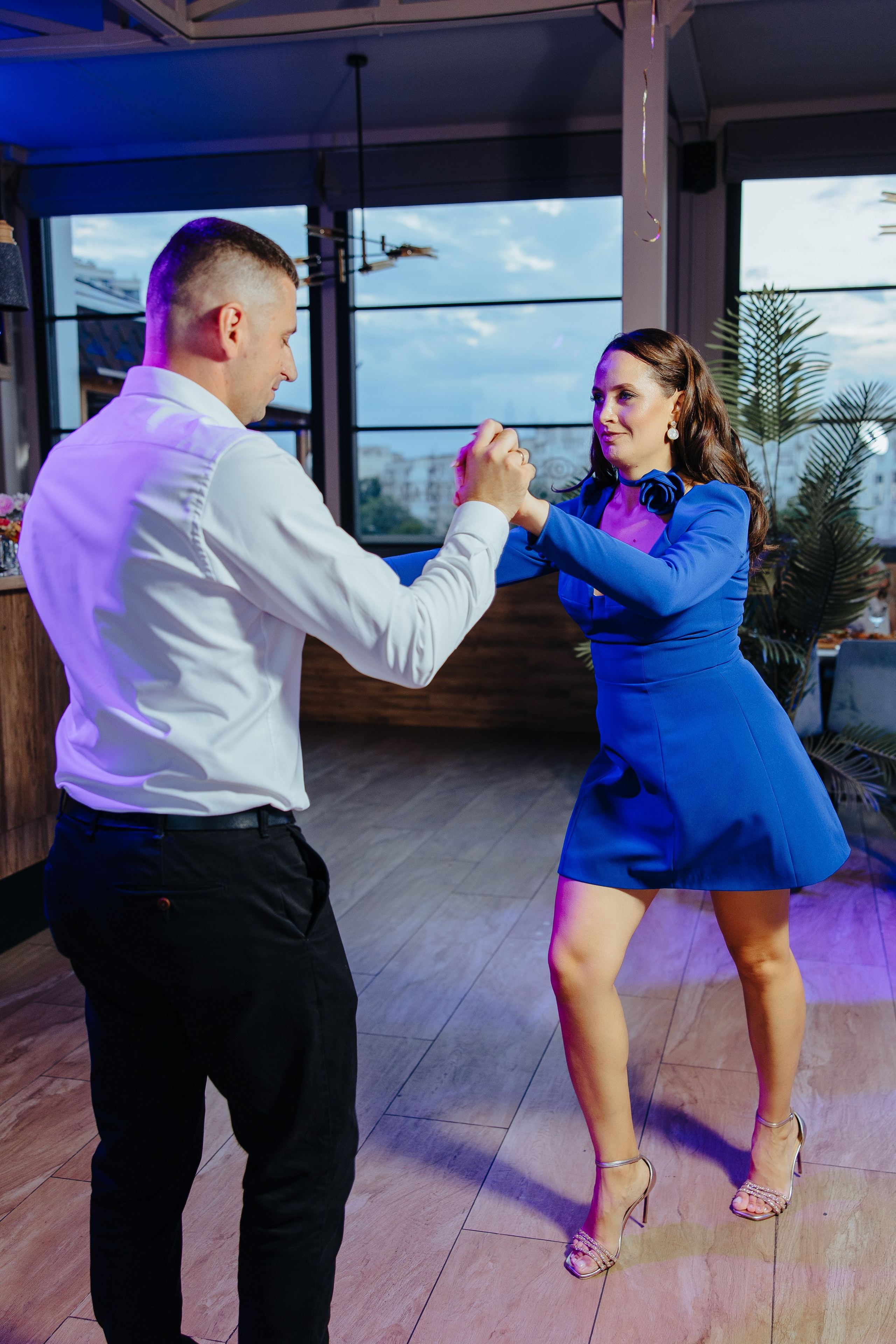 Nicoleta. Fotograf de nuntă și evenimente private!