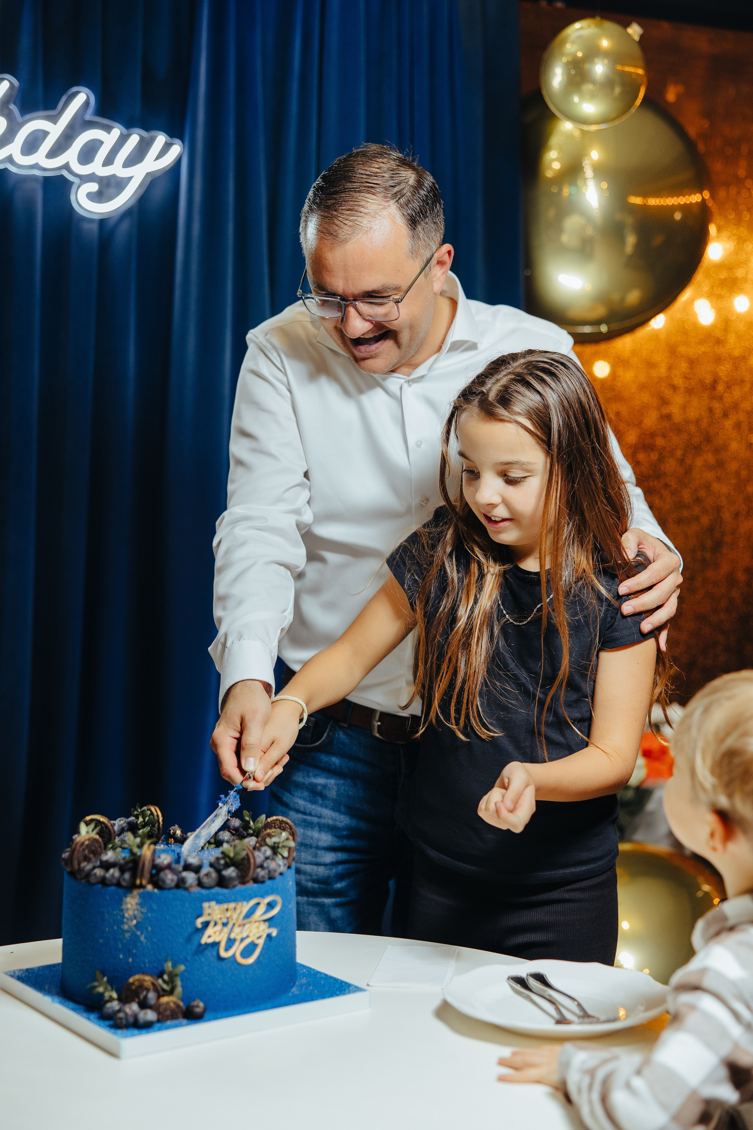 Mihai 40 ani. Fotograf de nuntă și evenimente private!