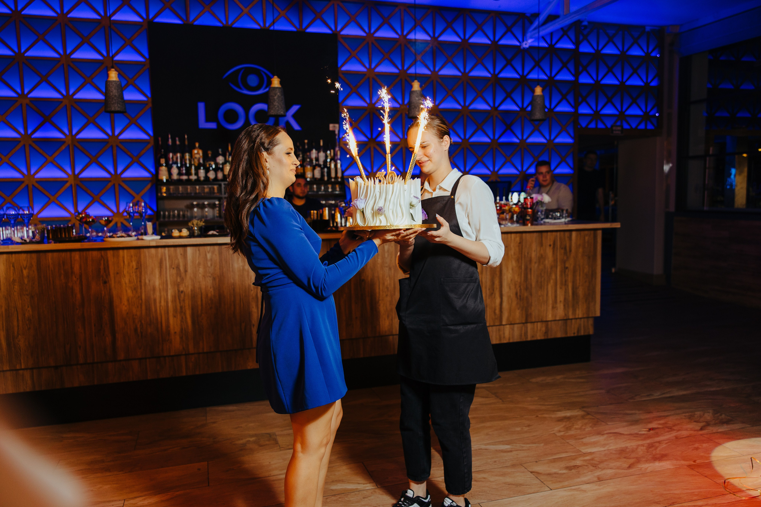 Nicoleta. Fotograf de nuntă și evenimente private!