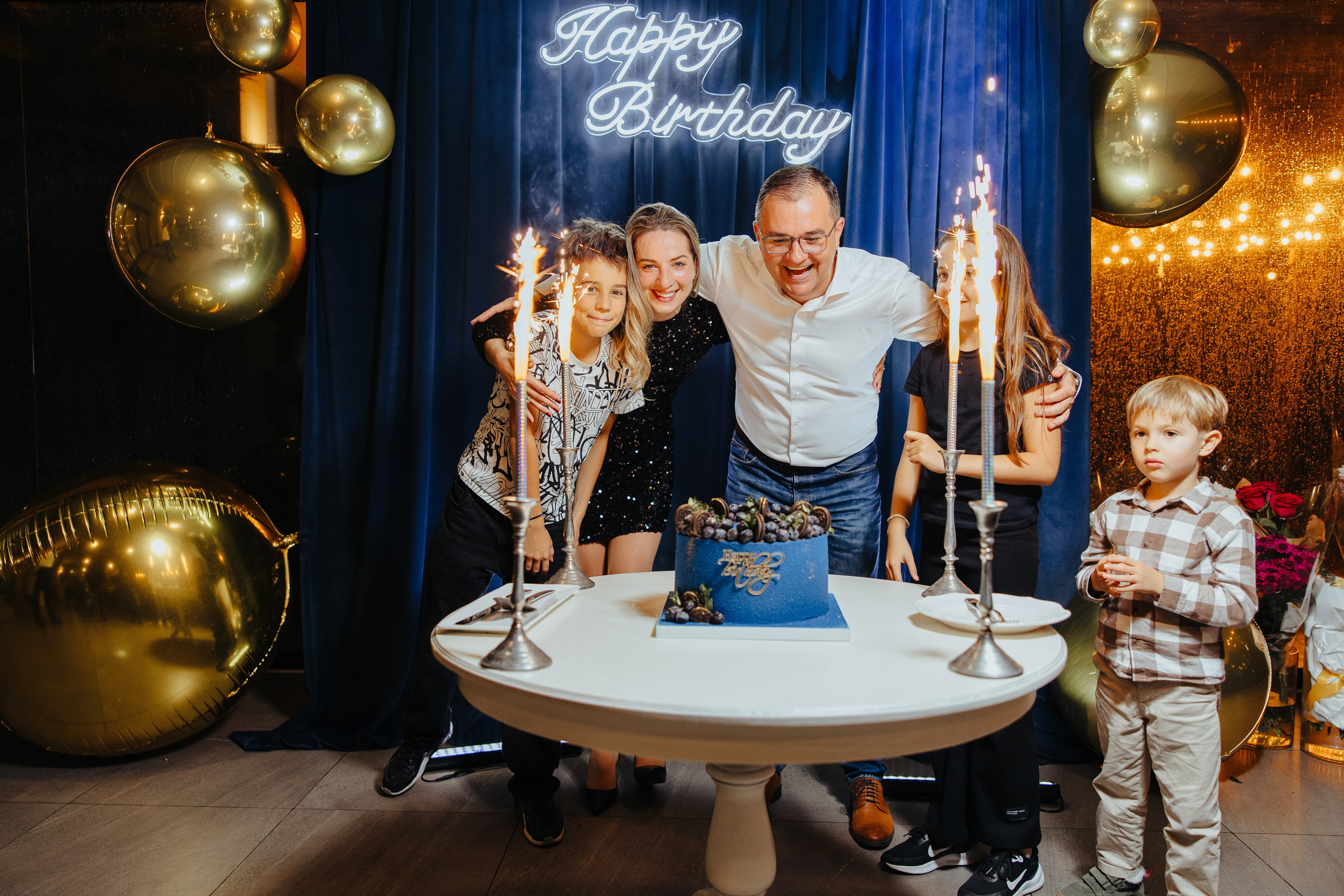 Mihai 40 ani. Fotograf de nuntă și evenimente private!