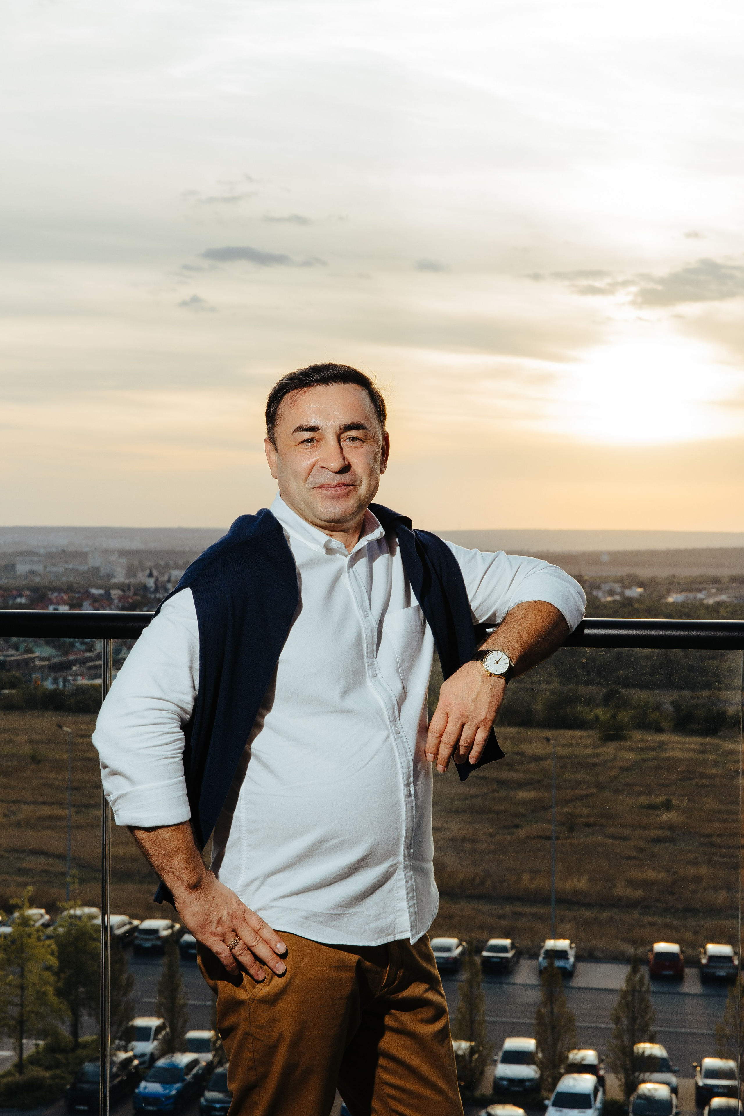 Oleg 40 ani. Fotograf de nuntă și evenimente private!