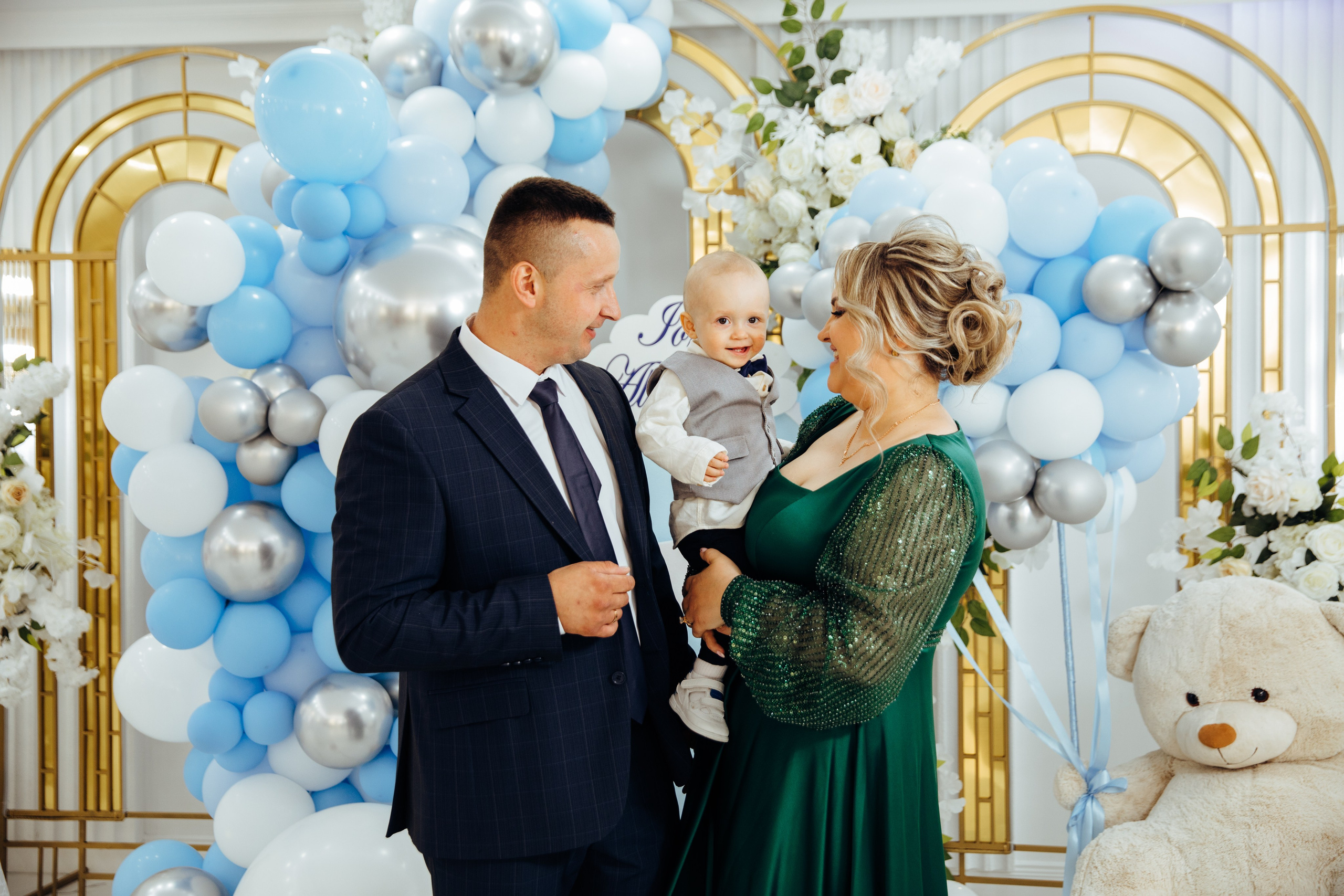 Ionel-Alessandro. Fotograf de nuntă și evenimente private!