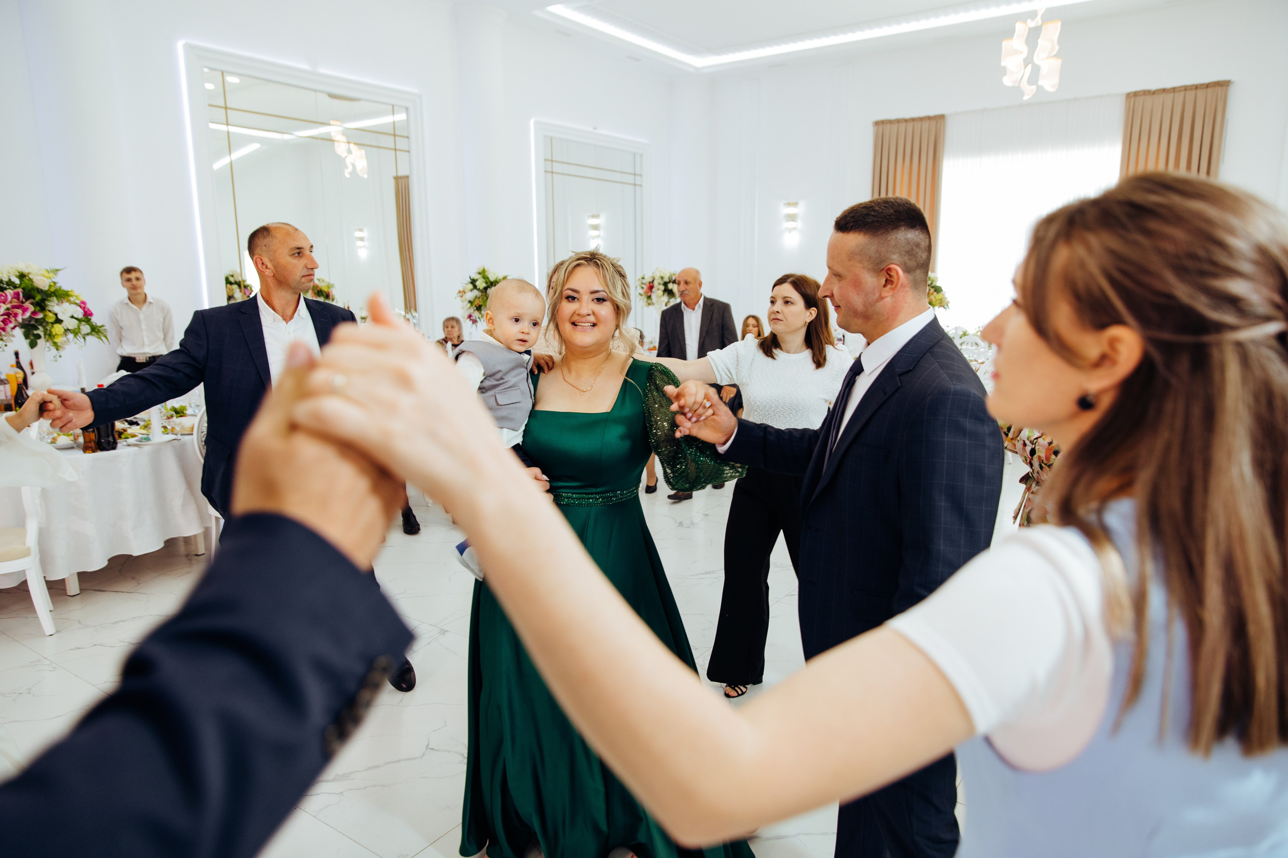 Ionel-Alessandro. Fotograf de nuntă și evenimente private!