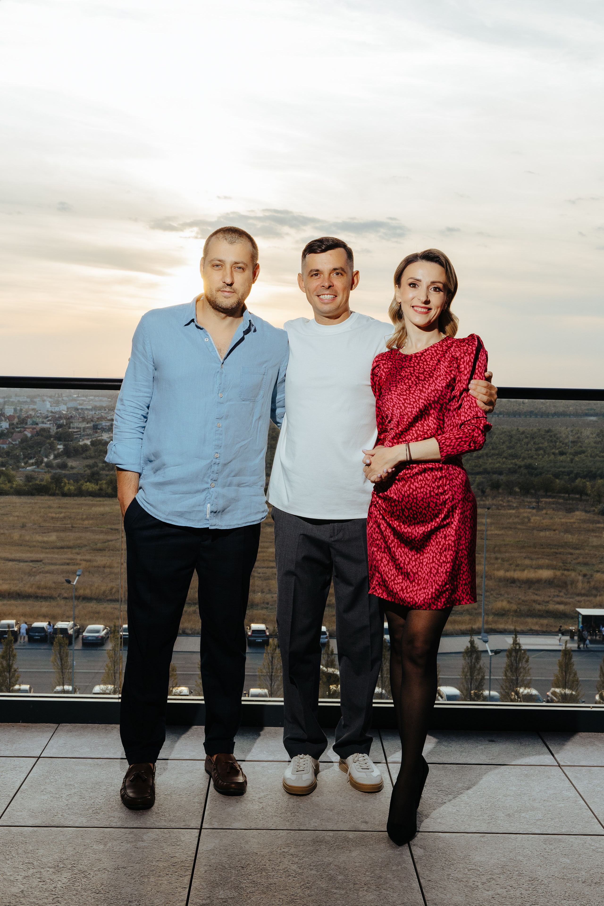 Oleg 40 ani. Fotograf de nuntă și evenimente private!