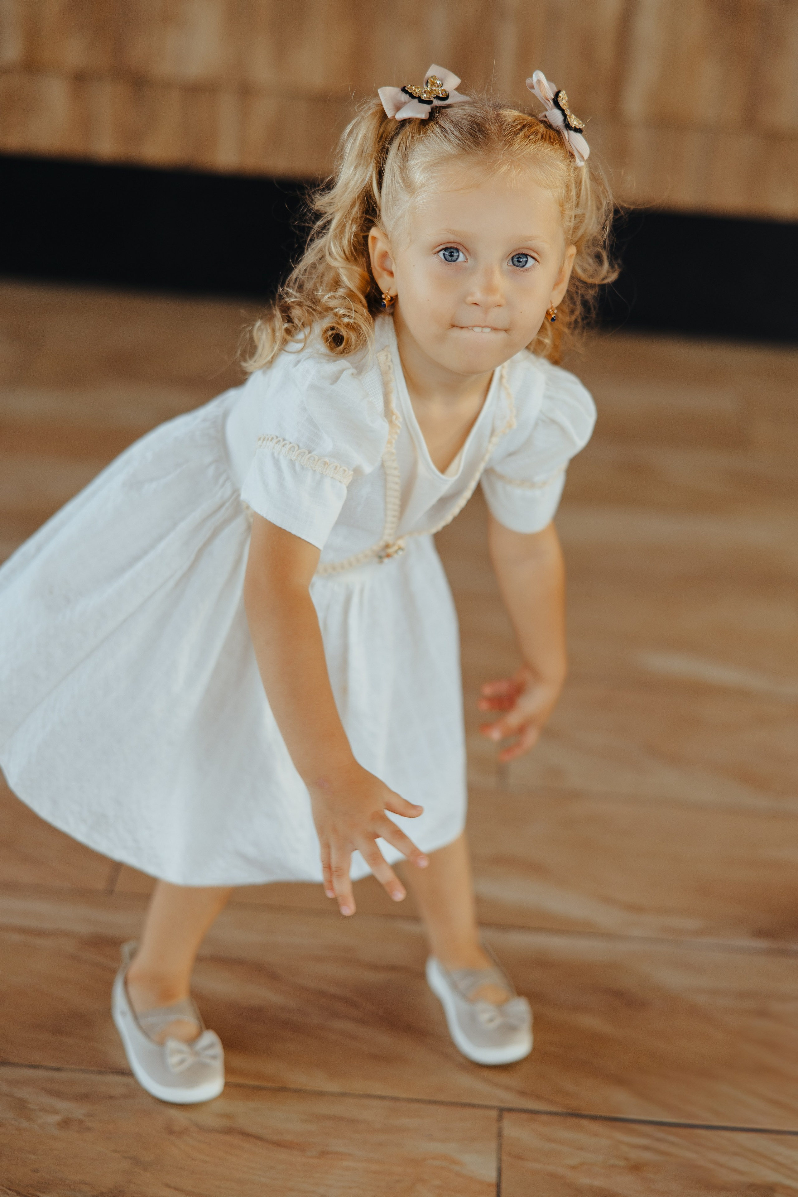 Nicoleta. Fotograf de nuntă și evenimente private!