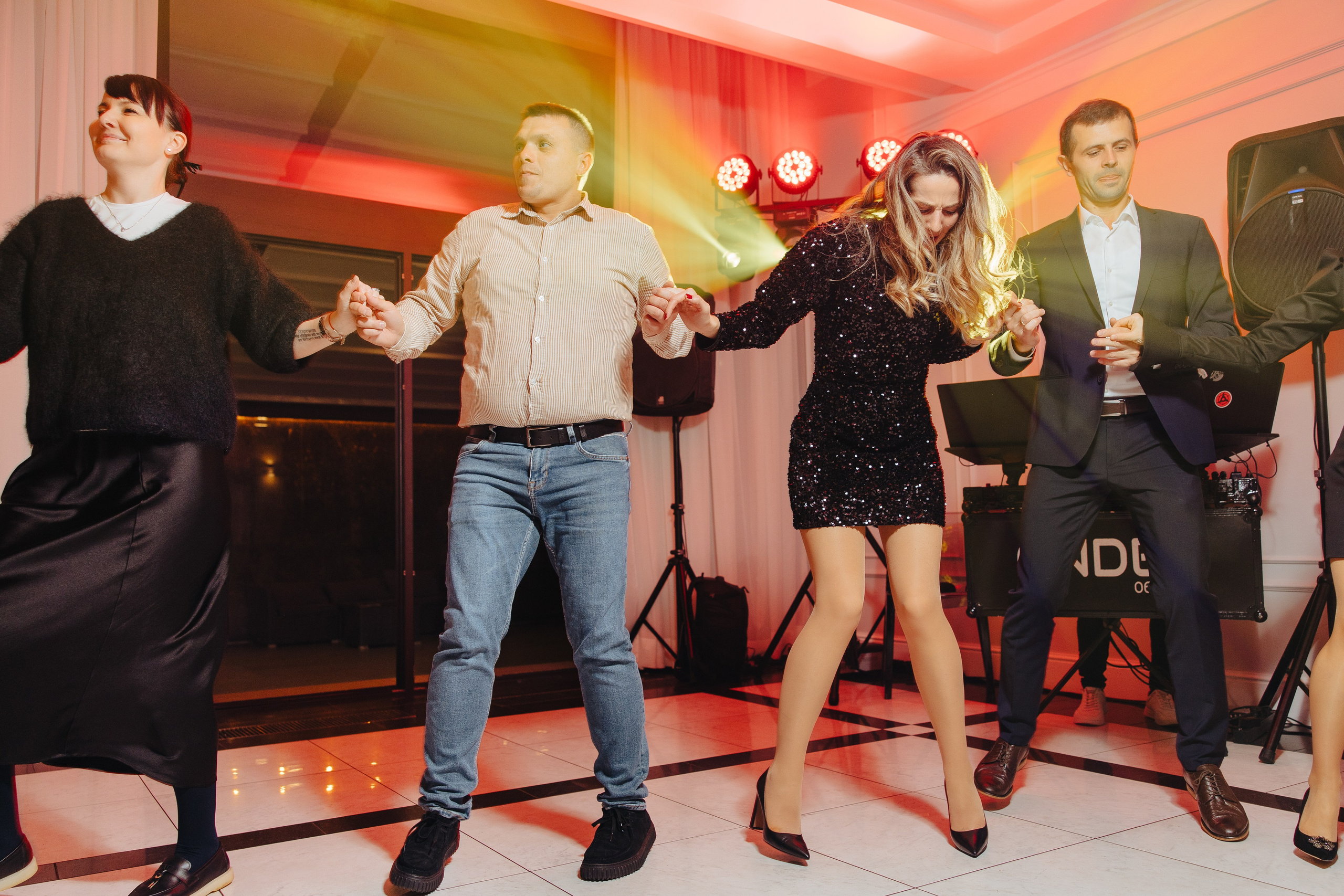 Mihai 40 ani. Fotograf de nuntă și evenimente private!