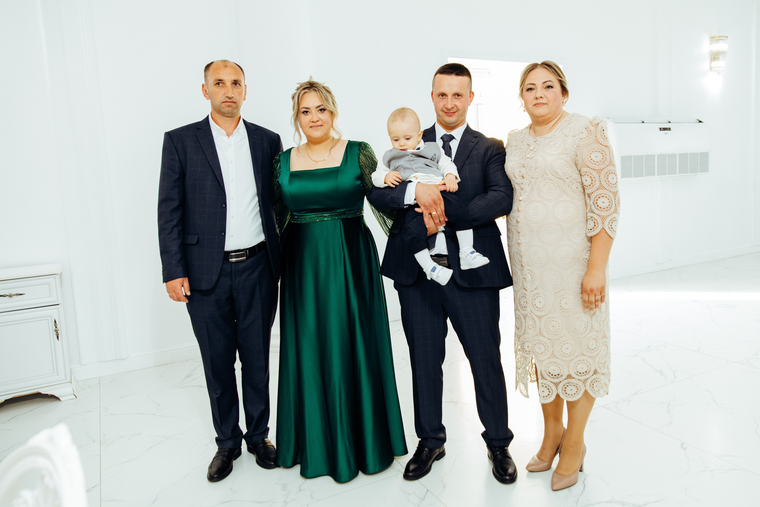 Ionel-Alessandro. Fotograf de nuntă și evenimente private!