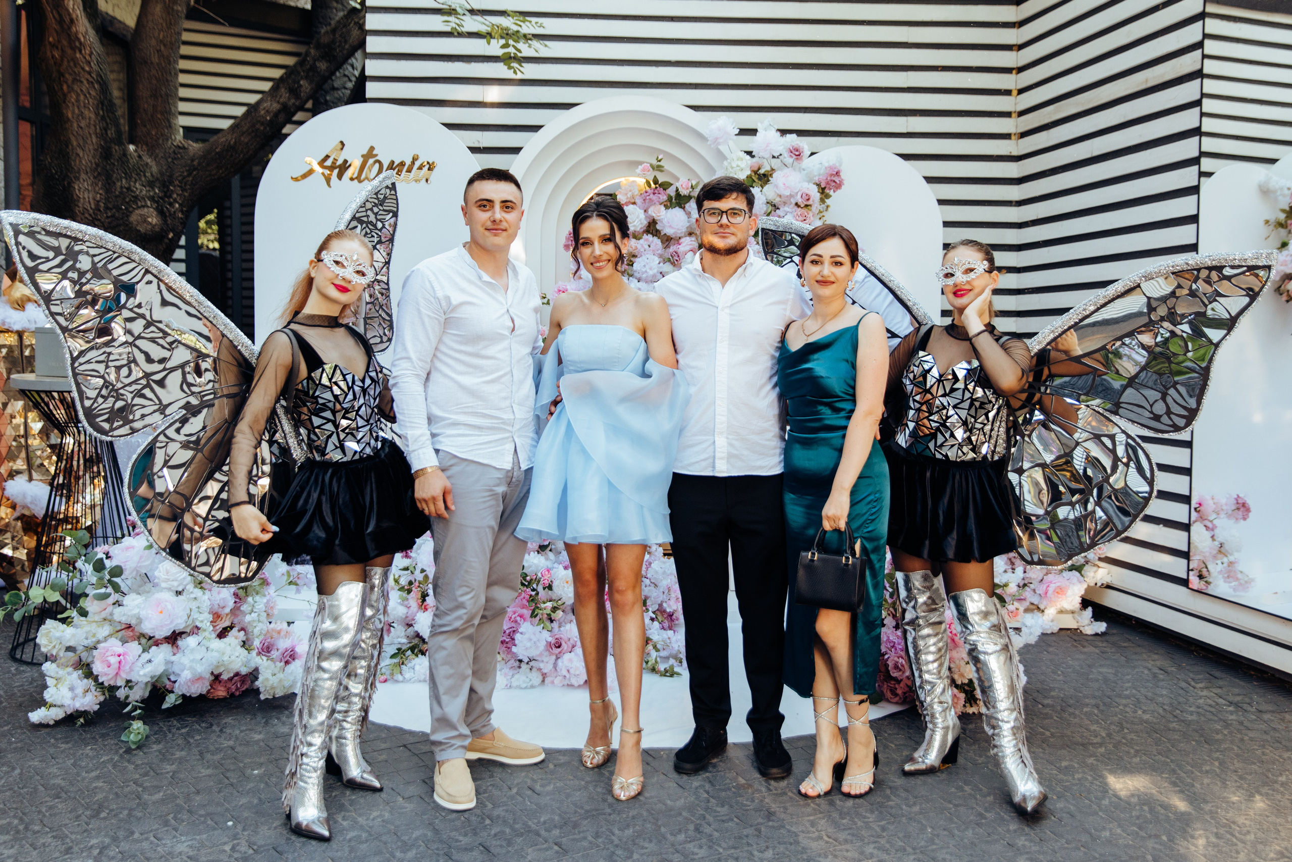 Antonia. Fotograf de nuntă și evenimente private!