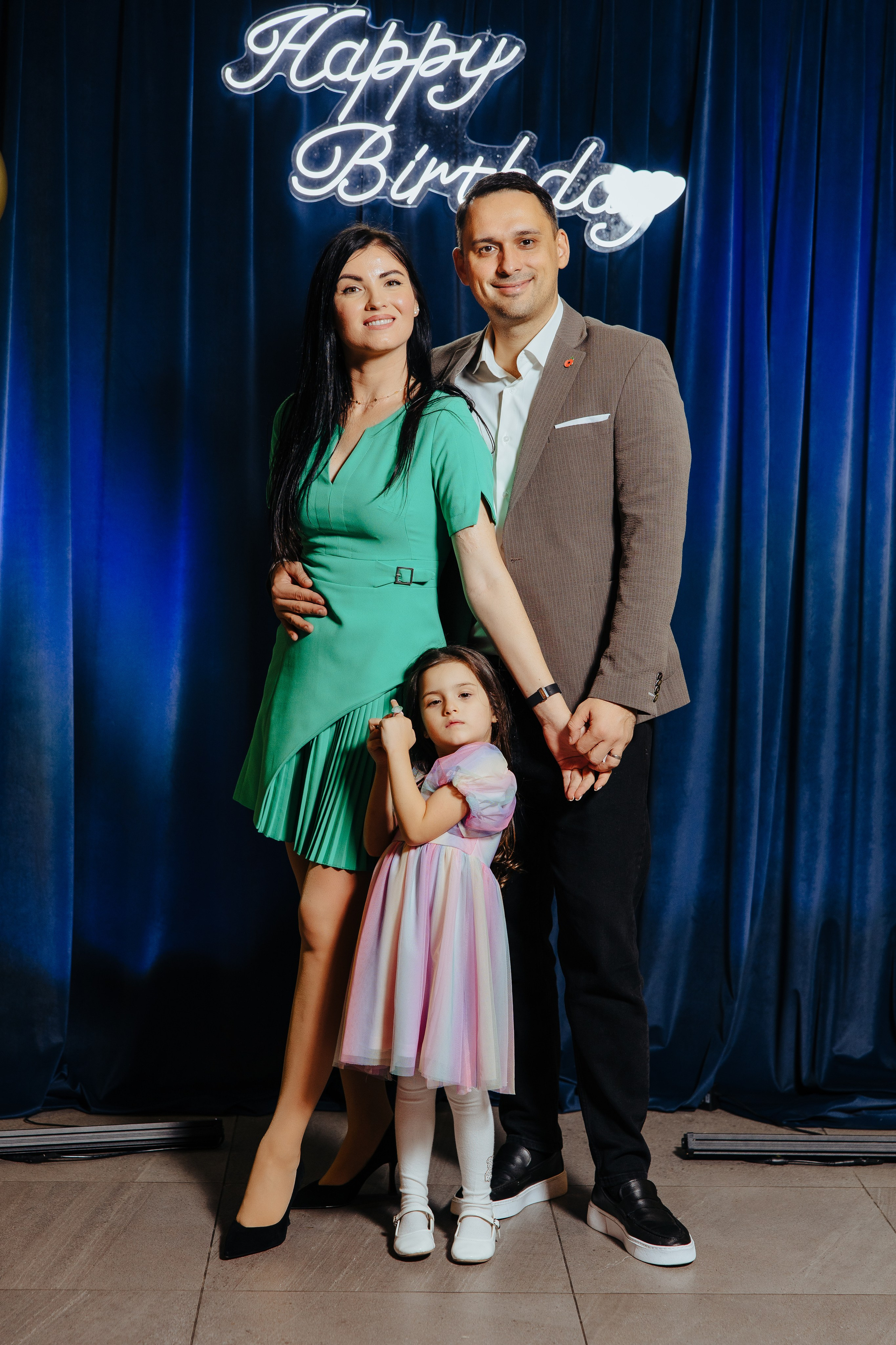 Mihai 40 ani. Fotograf de nuntă și evenimente private!