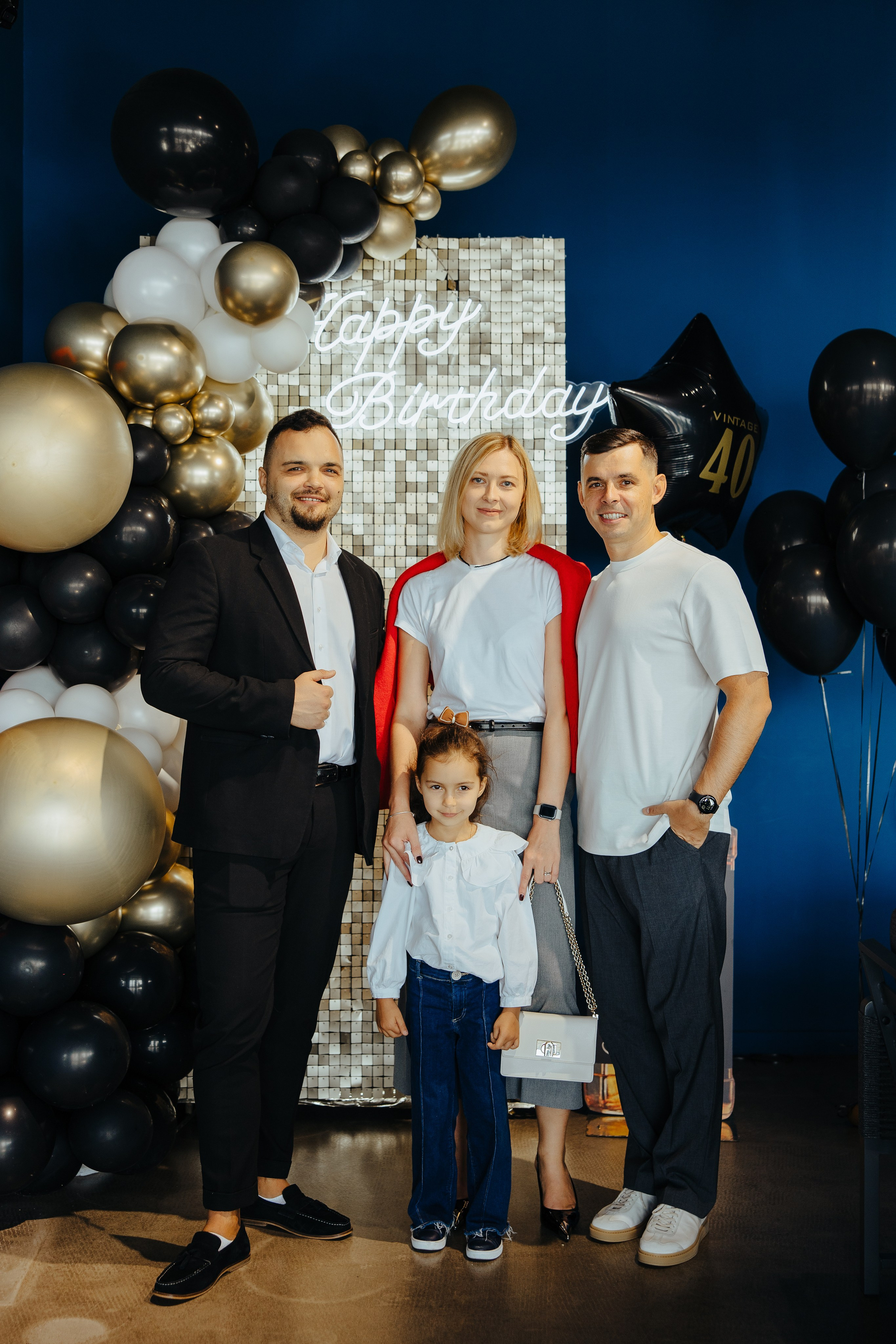 Oleg 40 ani. Fotograf de nuntă și evenimente private!