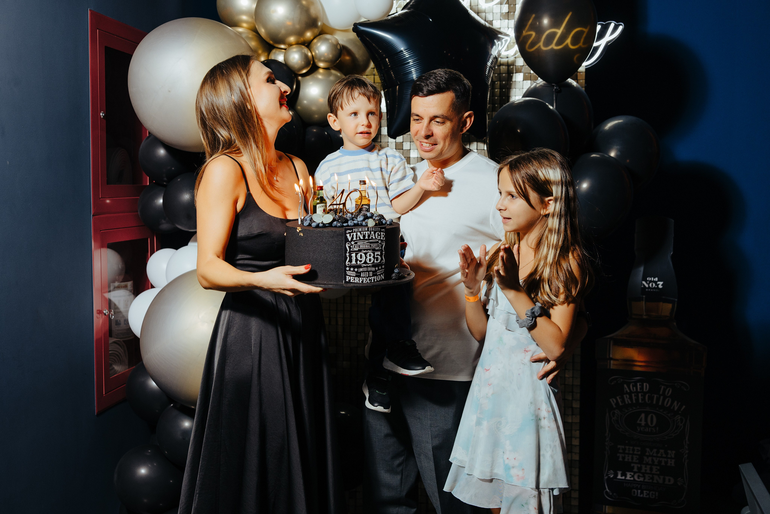 Oleg 40 ani. Fotograf de nuntă și evenimente private!