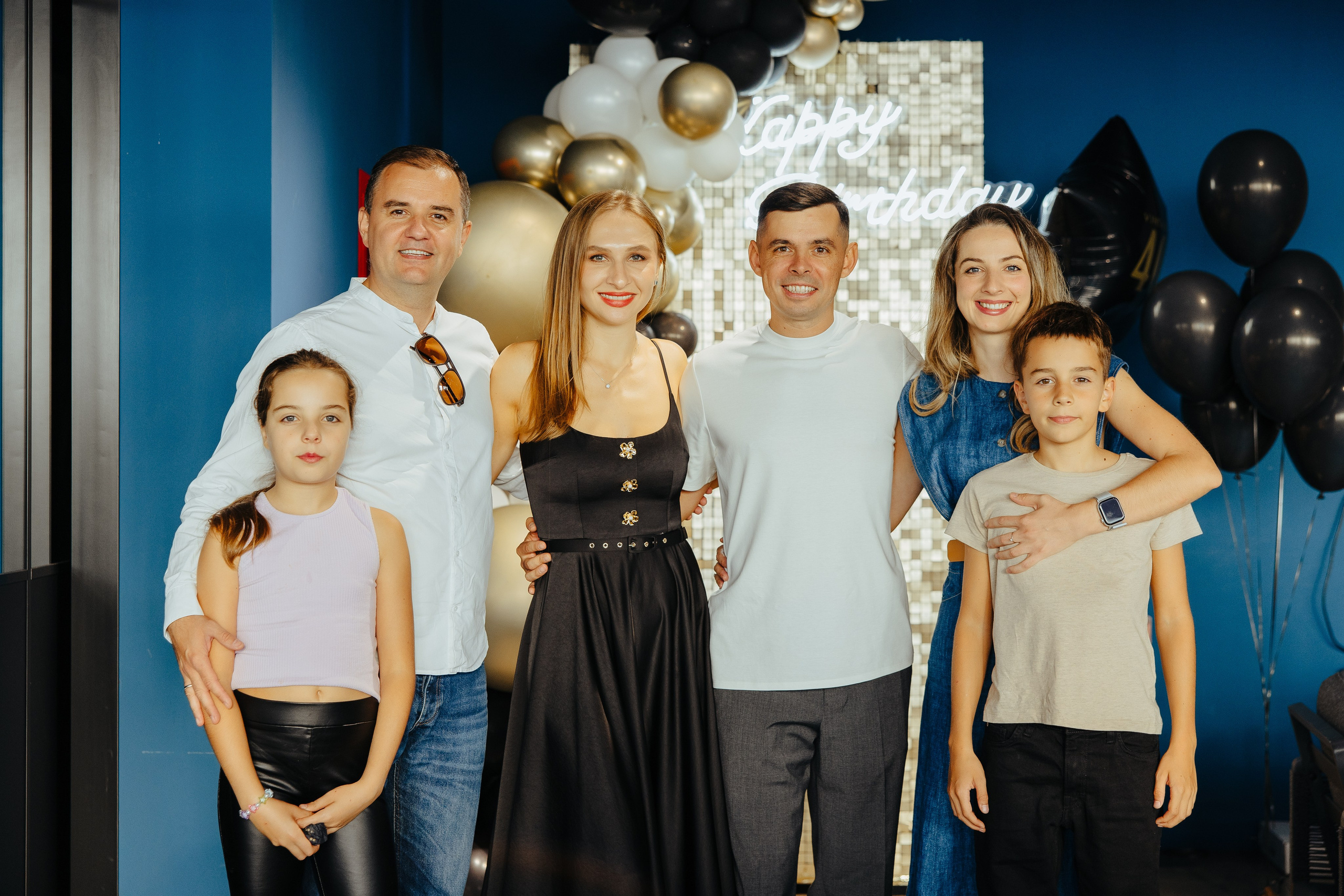 Oleg 40 ani. Fotograf de nuntă și evenimente private!