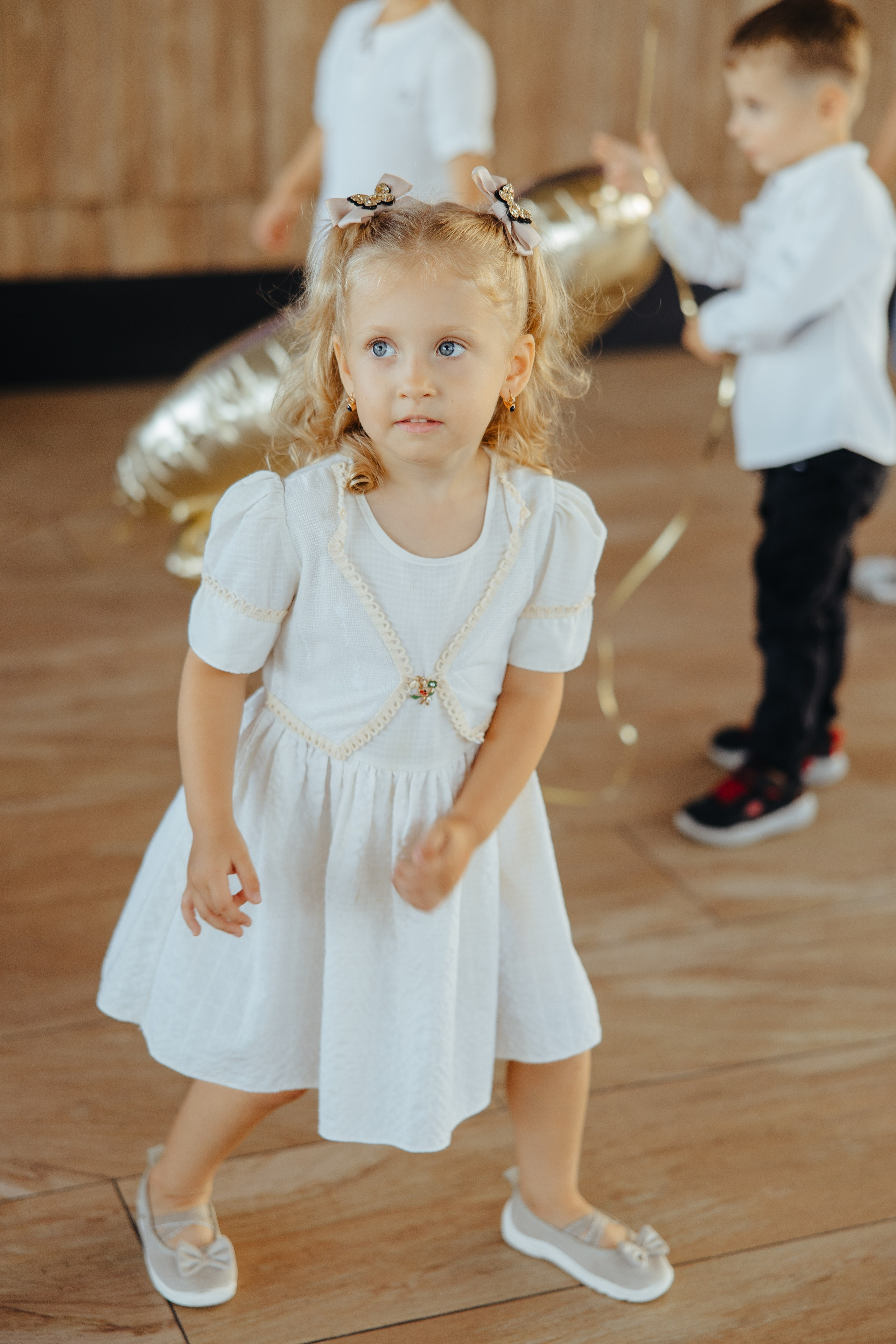 Nicoleta. Fotograf de nuntă și evenimente private!