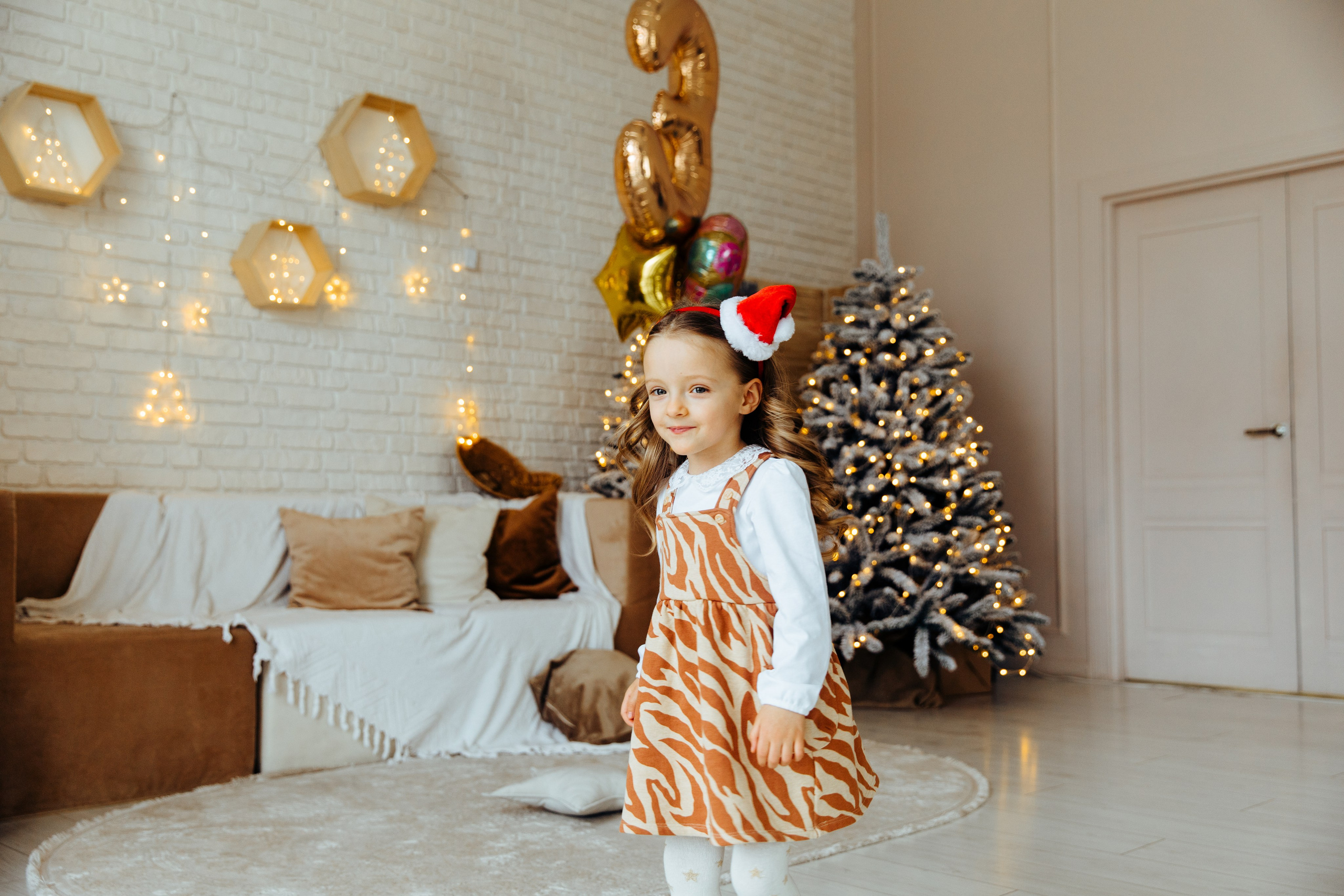 Magia sarbātorilor. Fotograf de nuntă și evenimente private!