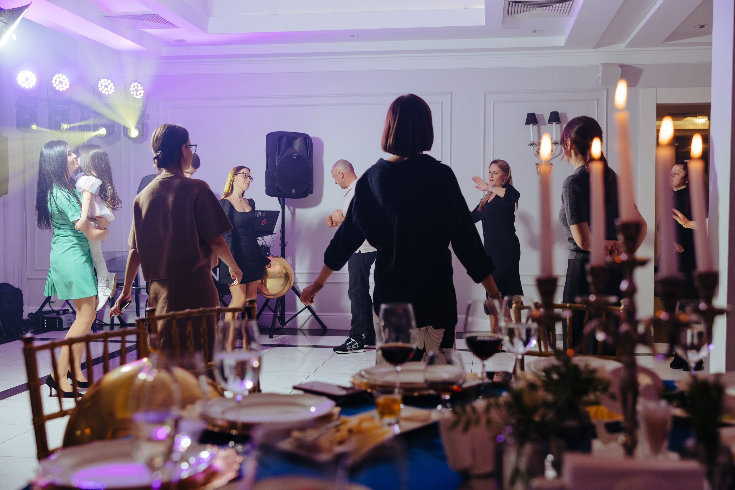 Mihai 40 ani. Fotograf de nuntă și evenimente private!