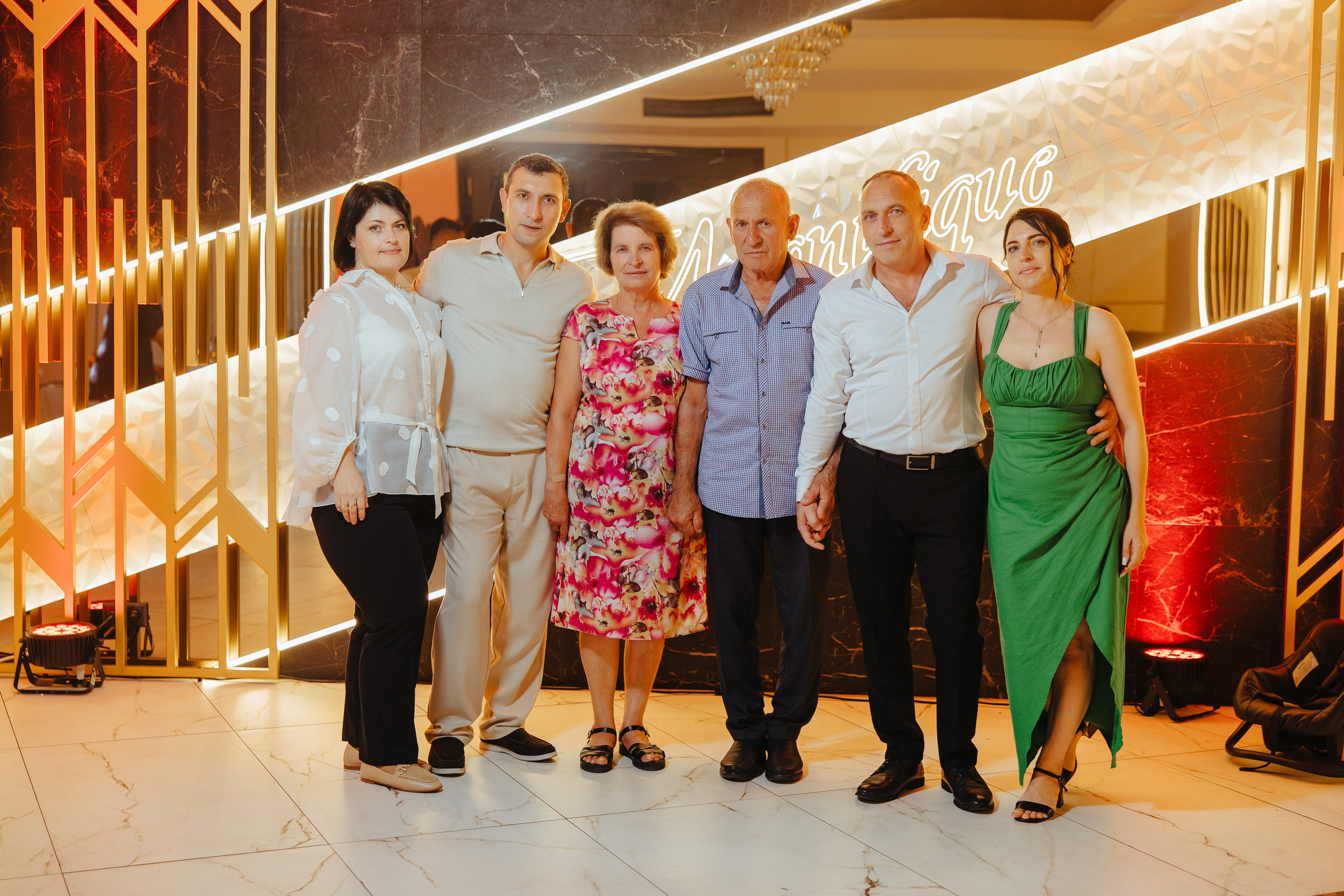 Delia. Fotograf de nuntă și evenimente private!