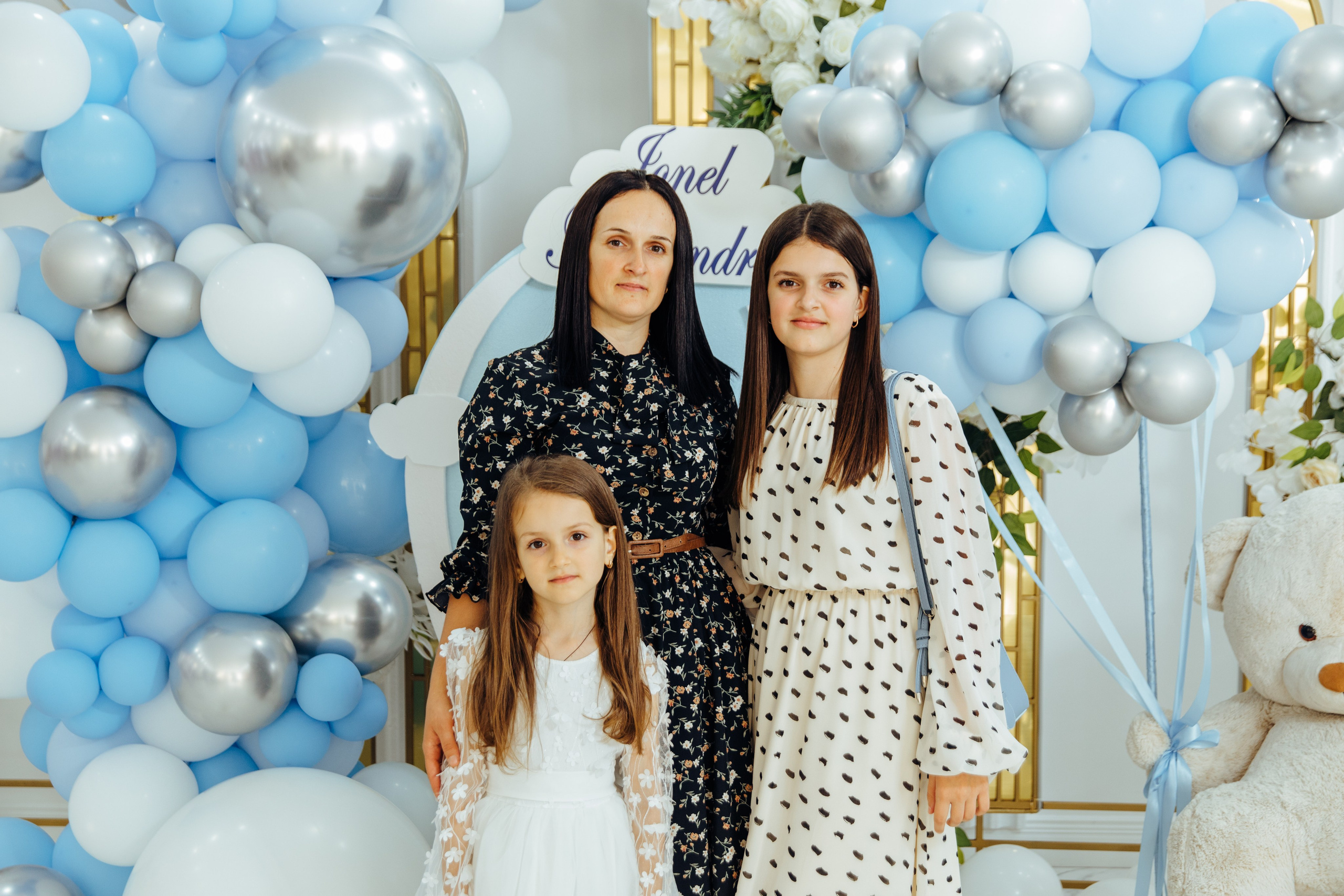 Ionel-Alessandro. Fotograf de nuntă și evenimente private!