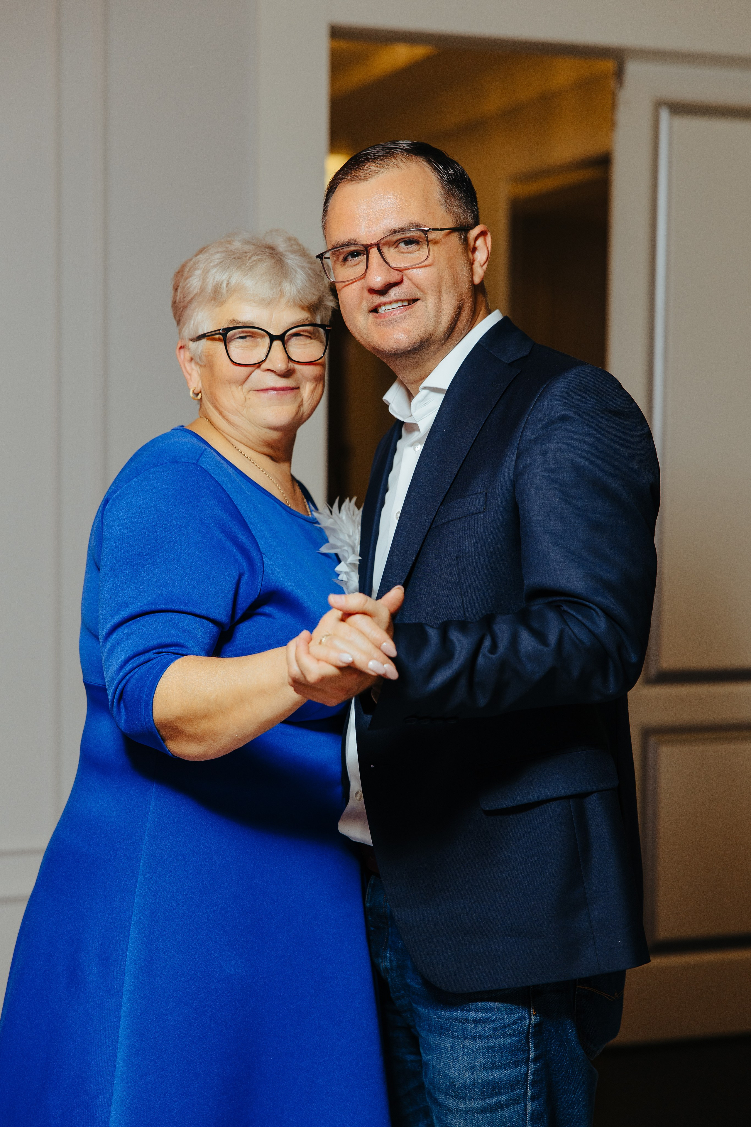 Mihai 40 ani. Fotograf de nuntă și evenimente private!