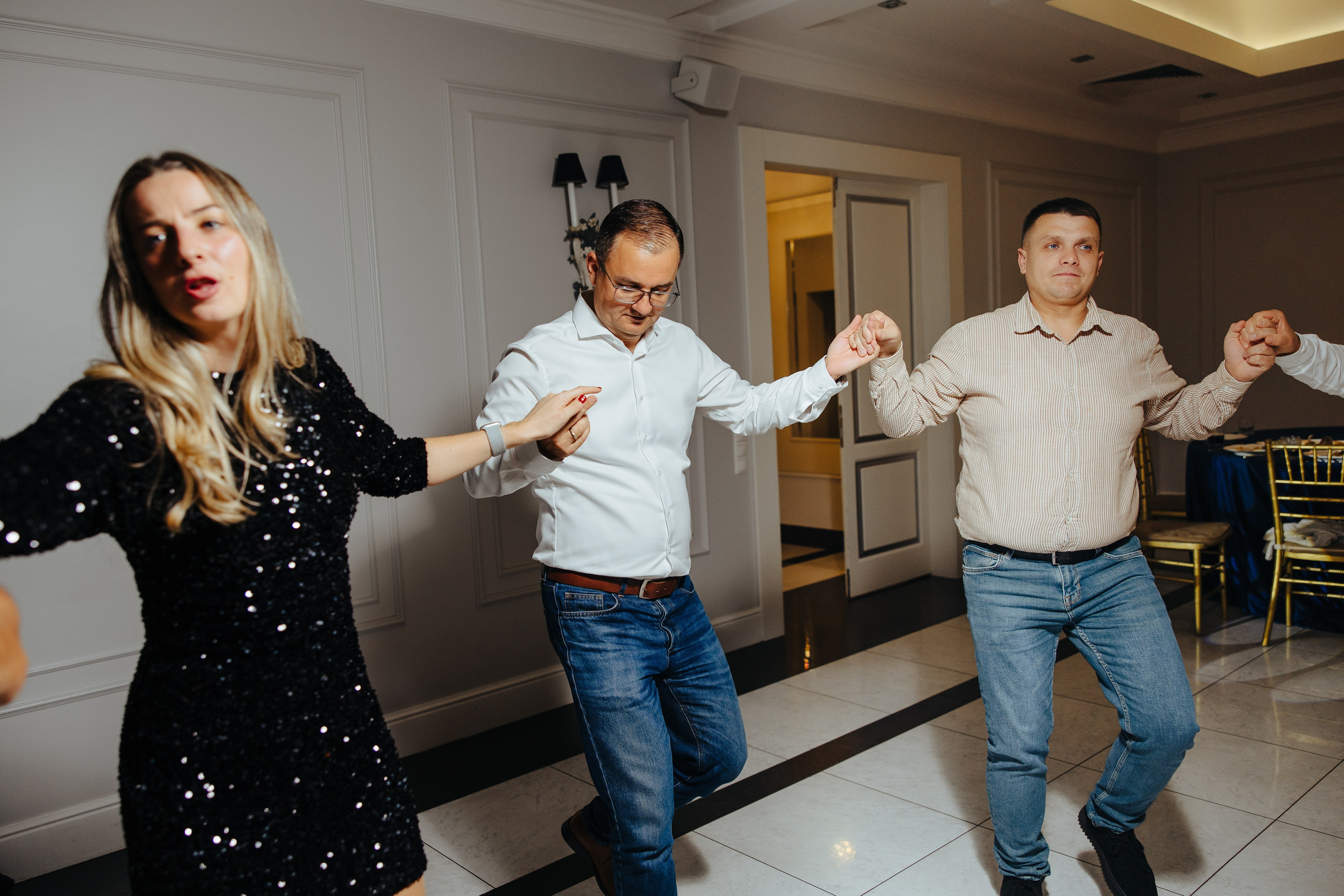 Mihai 40 ani. Fotograf de nuntă și evenimente private!