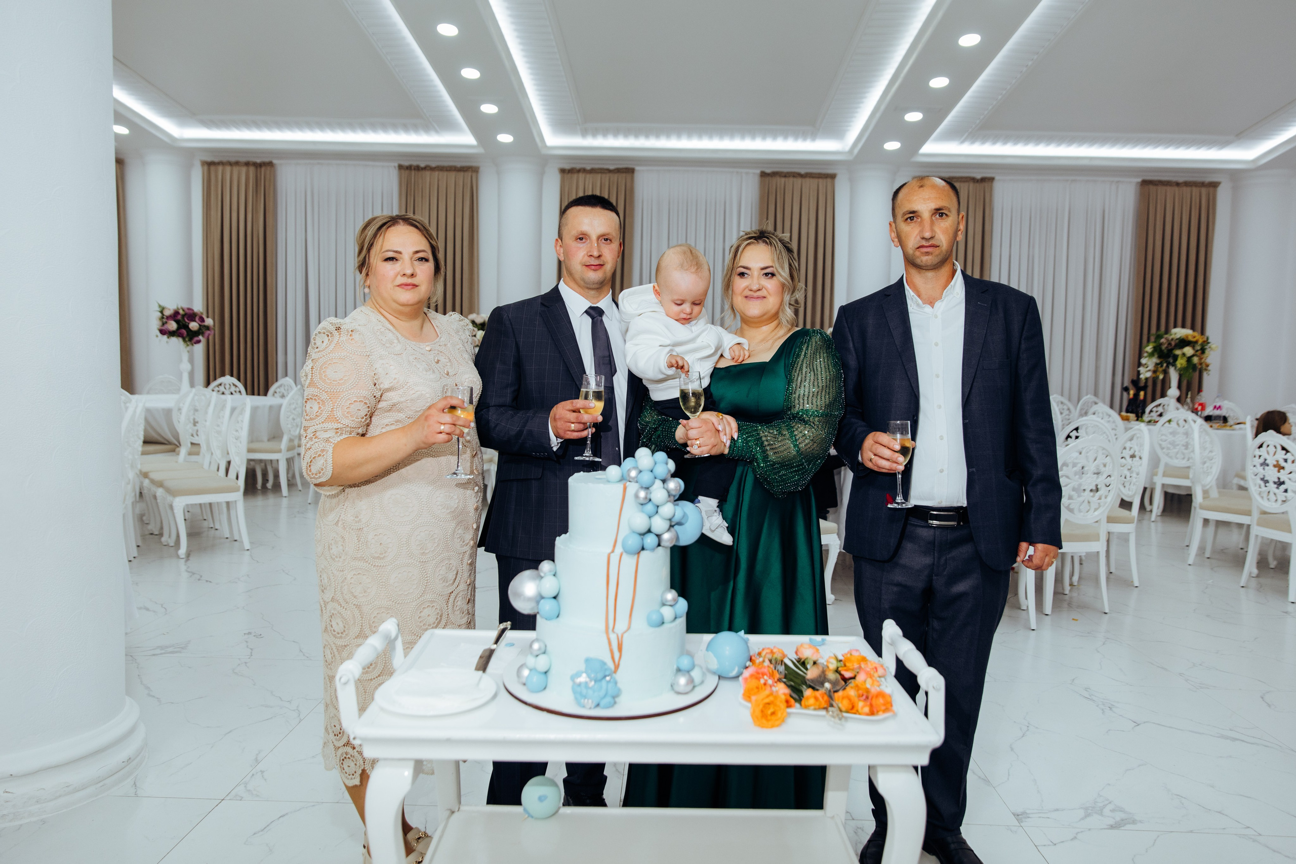 Ionel-Alessandro. Fotograf de nuntă și evenimente private!