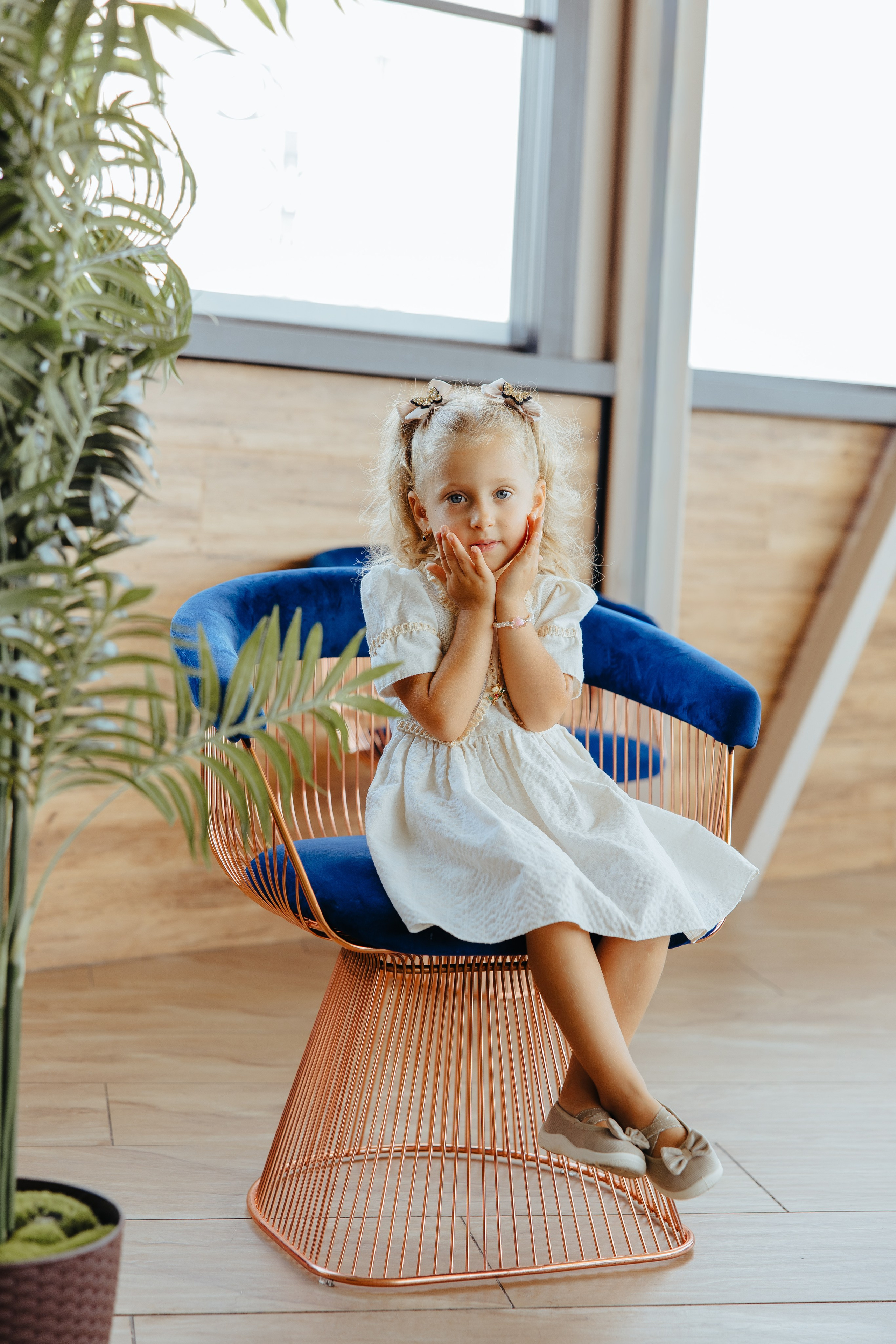 Nicoleta. Fotograf de nuntă și evenimente private!