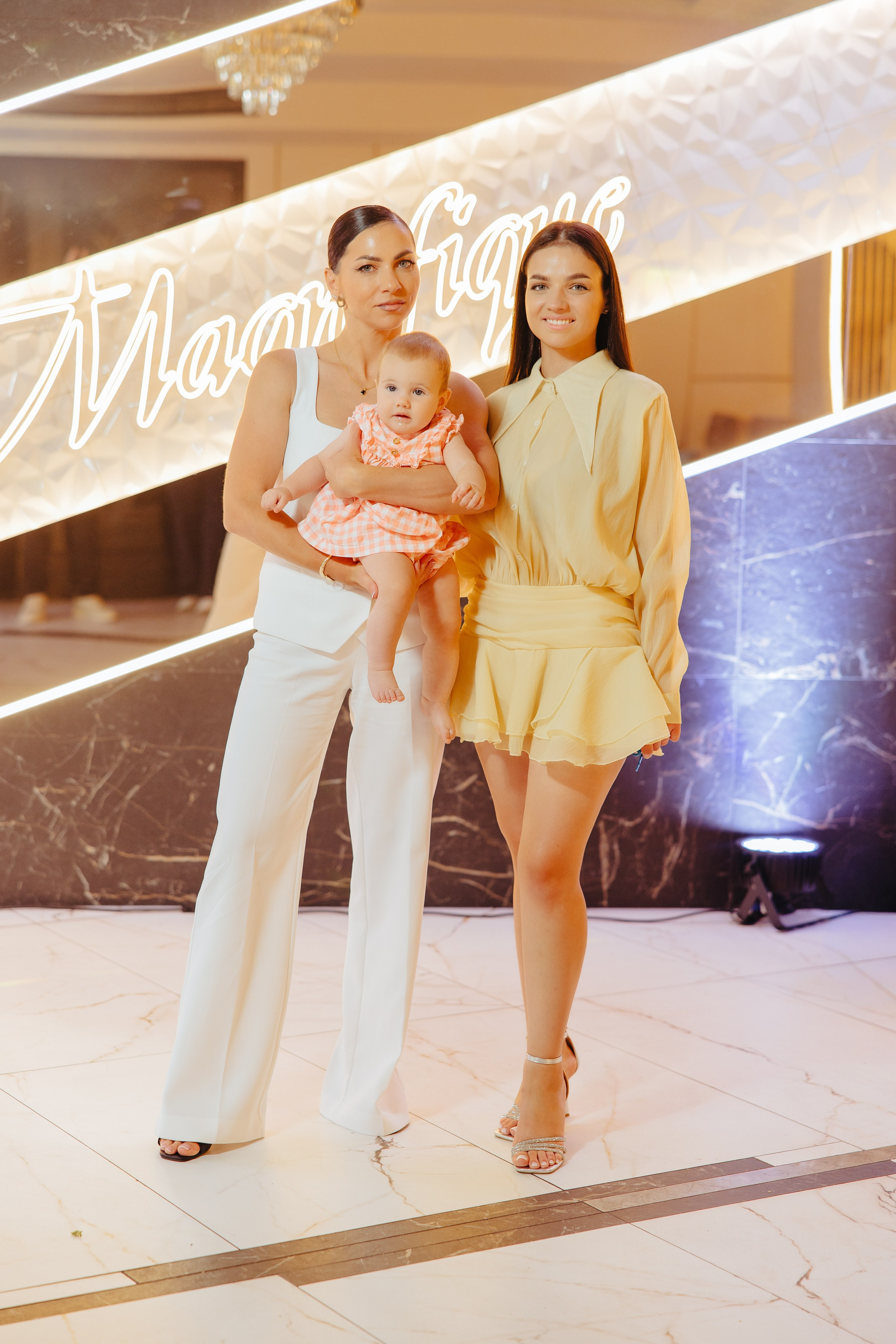 Delia. Fotograf de nuntă și evenimente private!