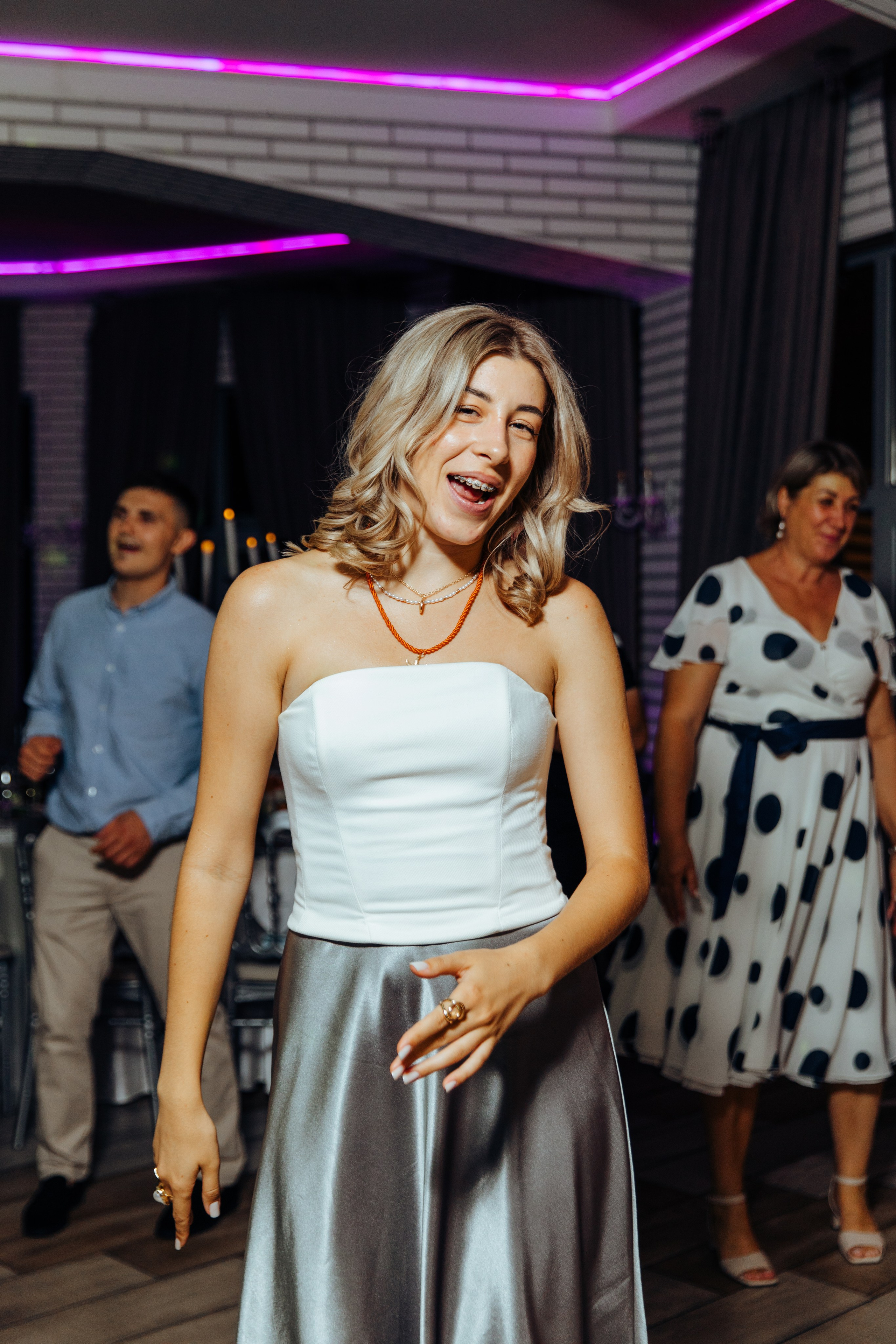 Antonia. Fotograf de nuntă și evenimente private!