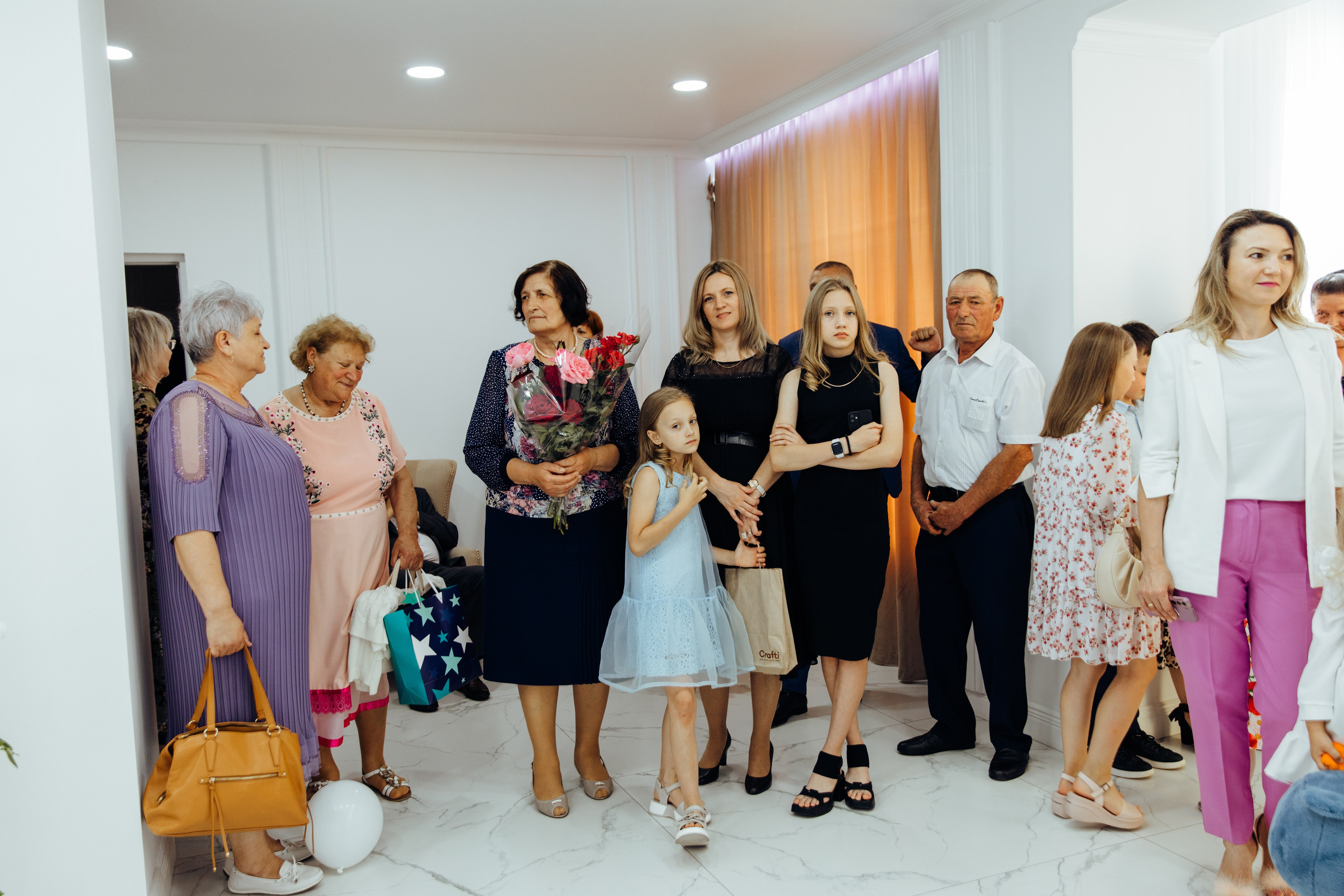 Ionel-Alessandro. Fotograf de nuntă și evenimente private!