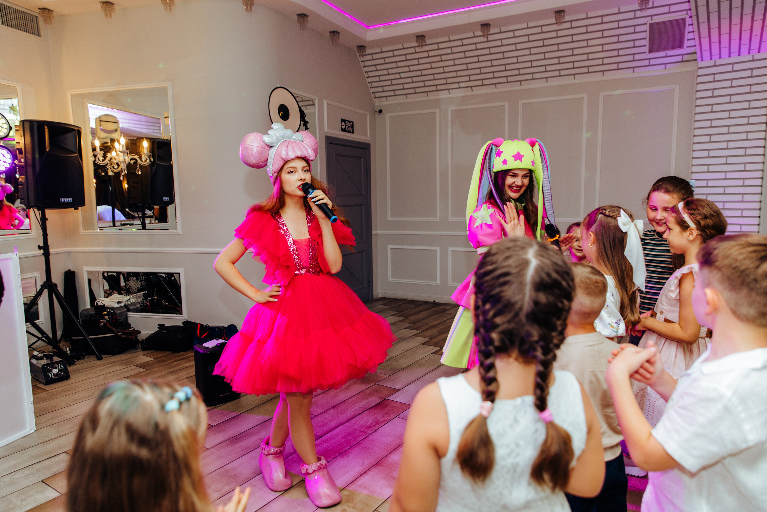 Antonia. Fotograf de nuntă și evenimente private!