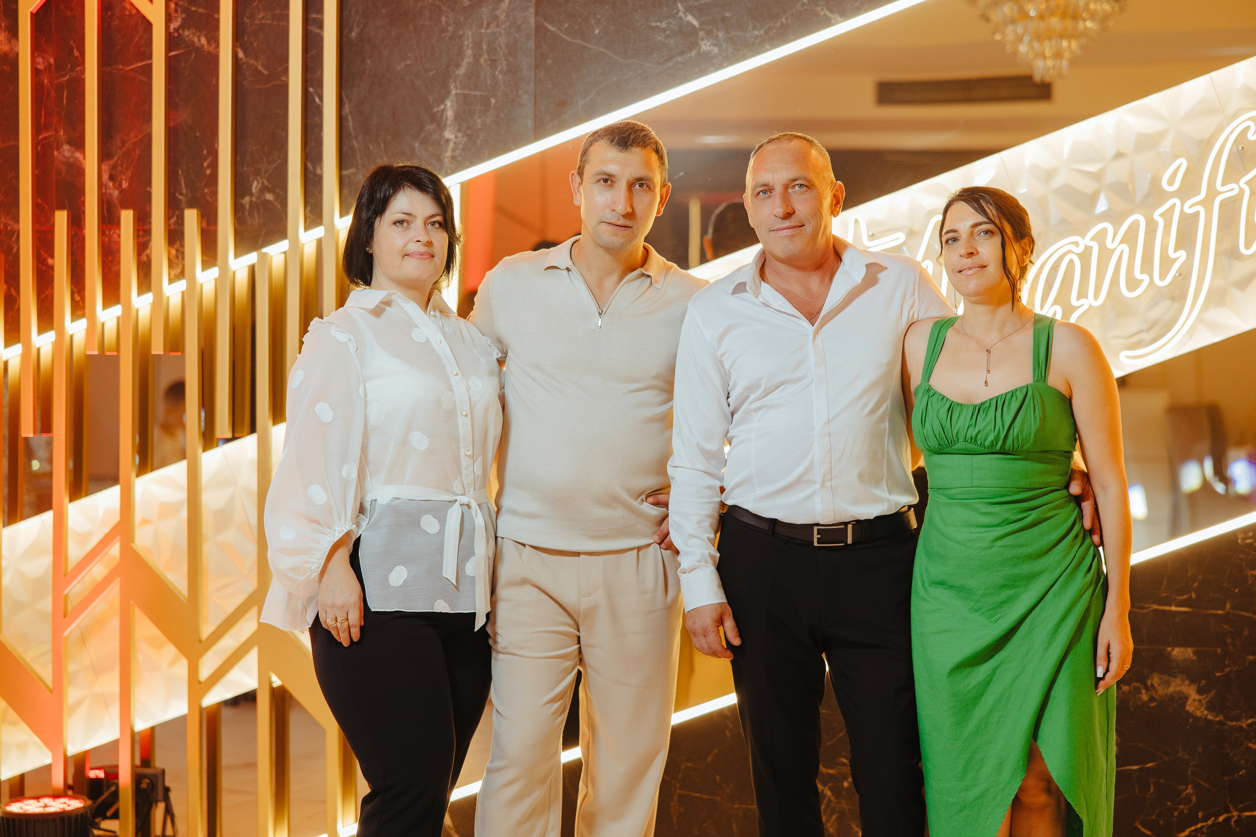 Delia. Fotograf de nuntă și evenimente private!