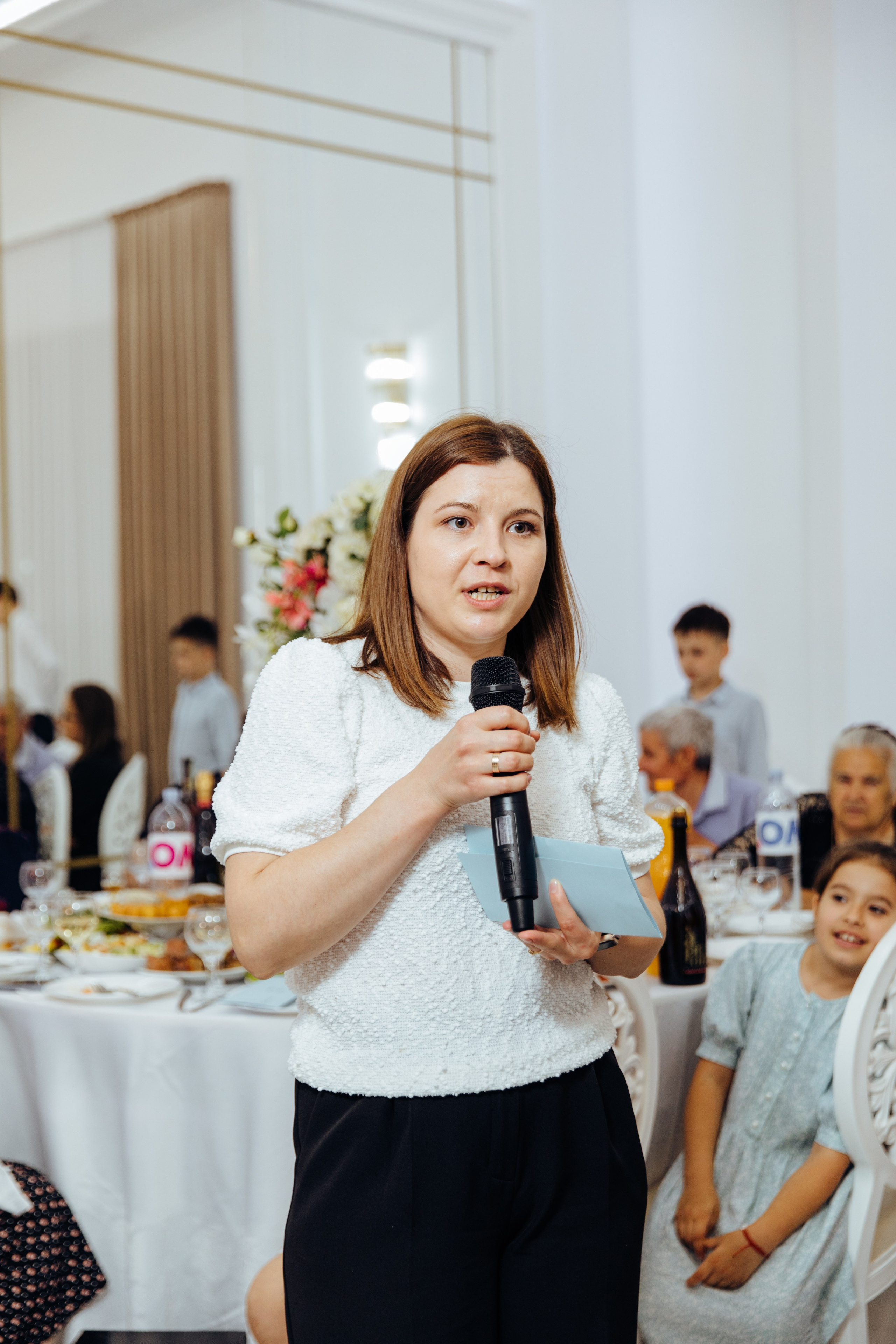 Ionel-Alessandro. Fotograf de nuntă și evenimente private!