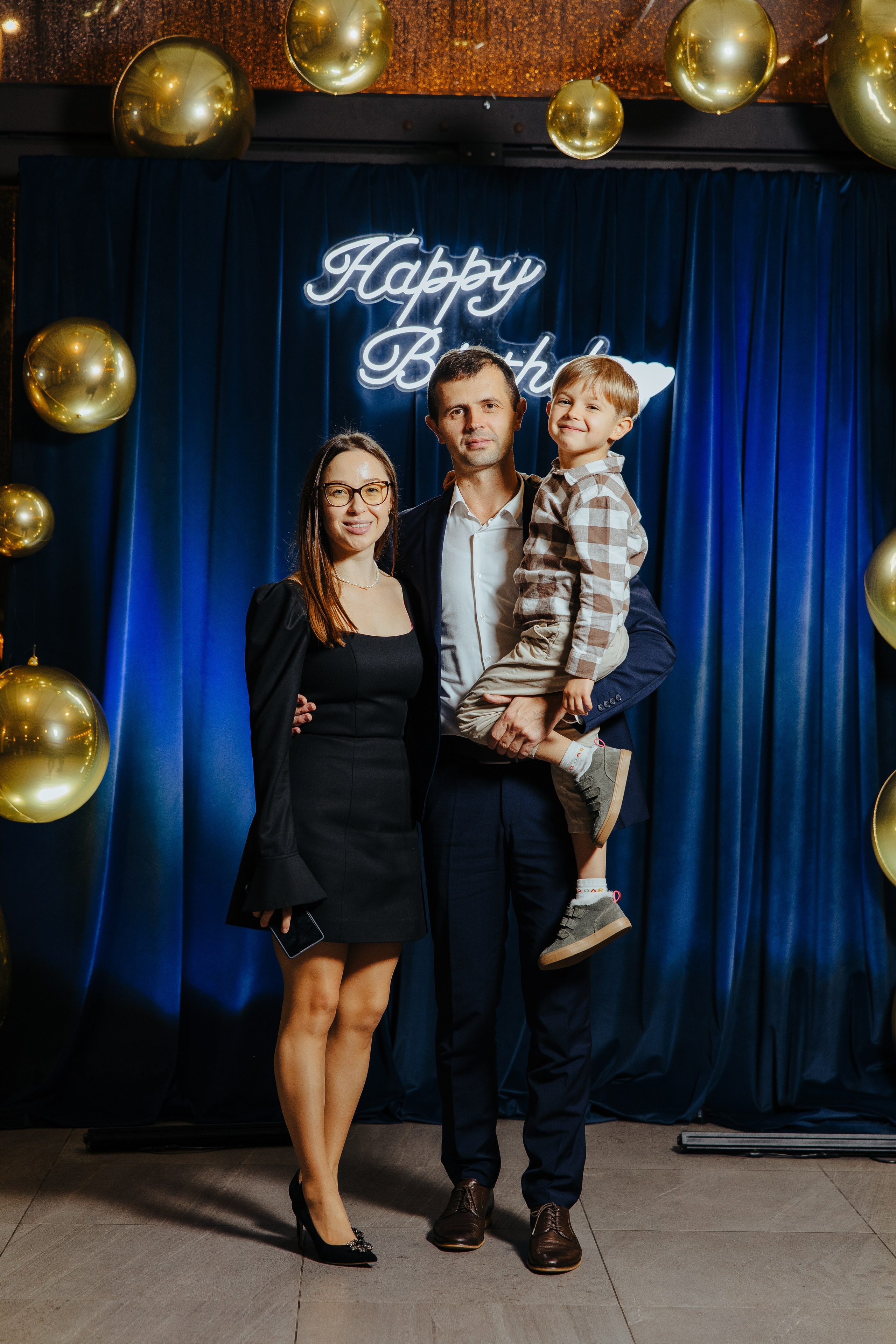 Mihai 40 ani. Fotograf de nuntă și evenimente private!