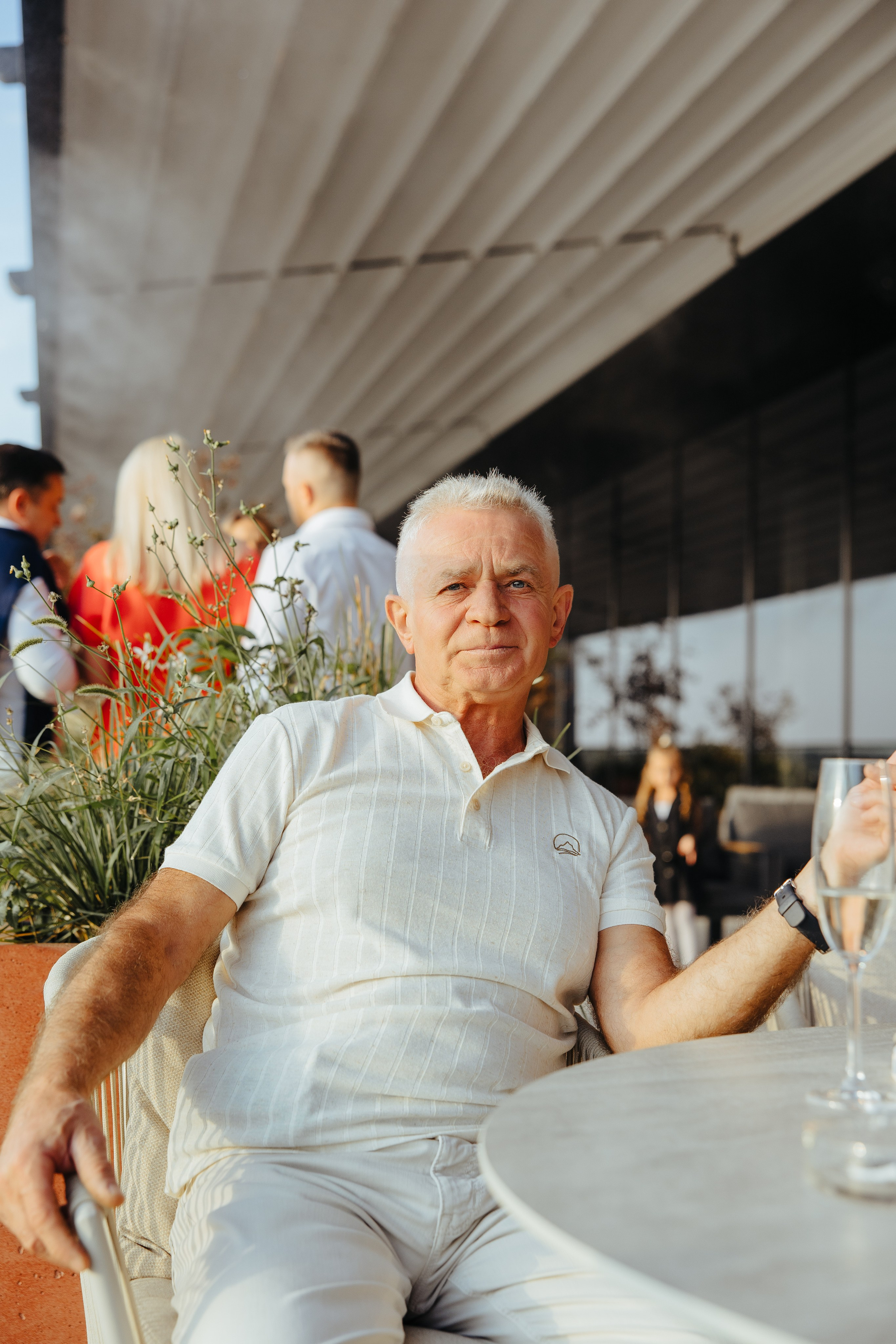 Oleg 40 ani. Fotograf de nuntă și evenimente private!