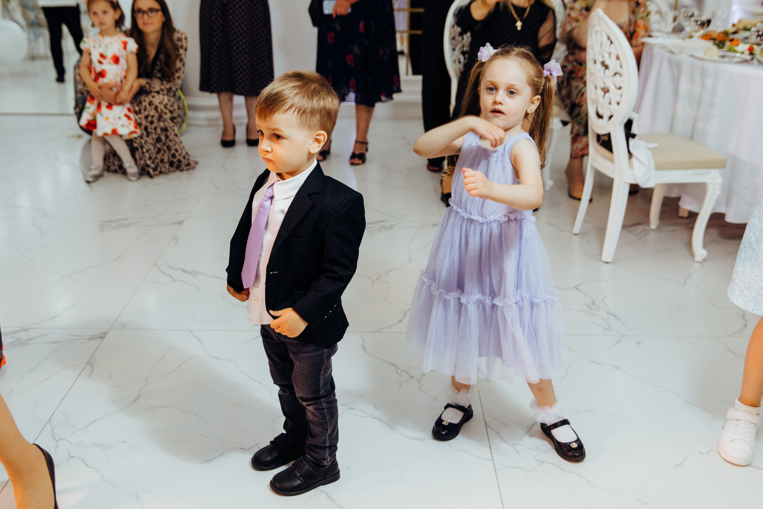 Ionel-Alessandro. Fotograf de nuntă și evenimente private!