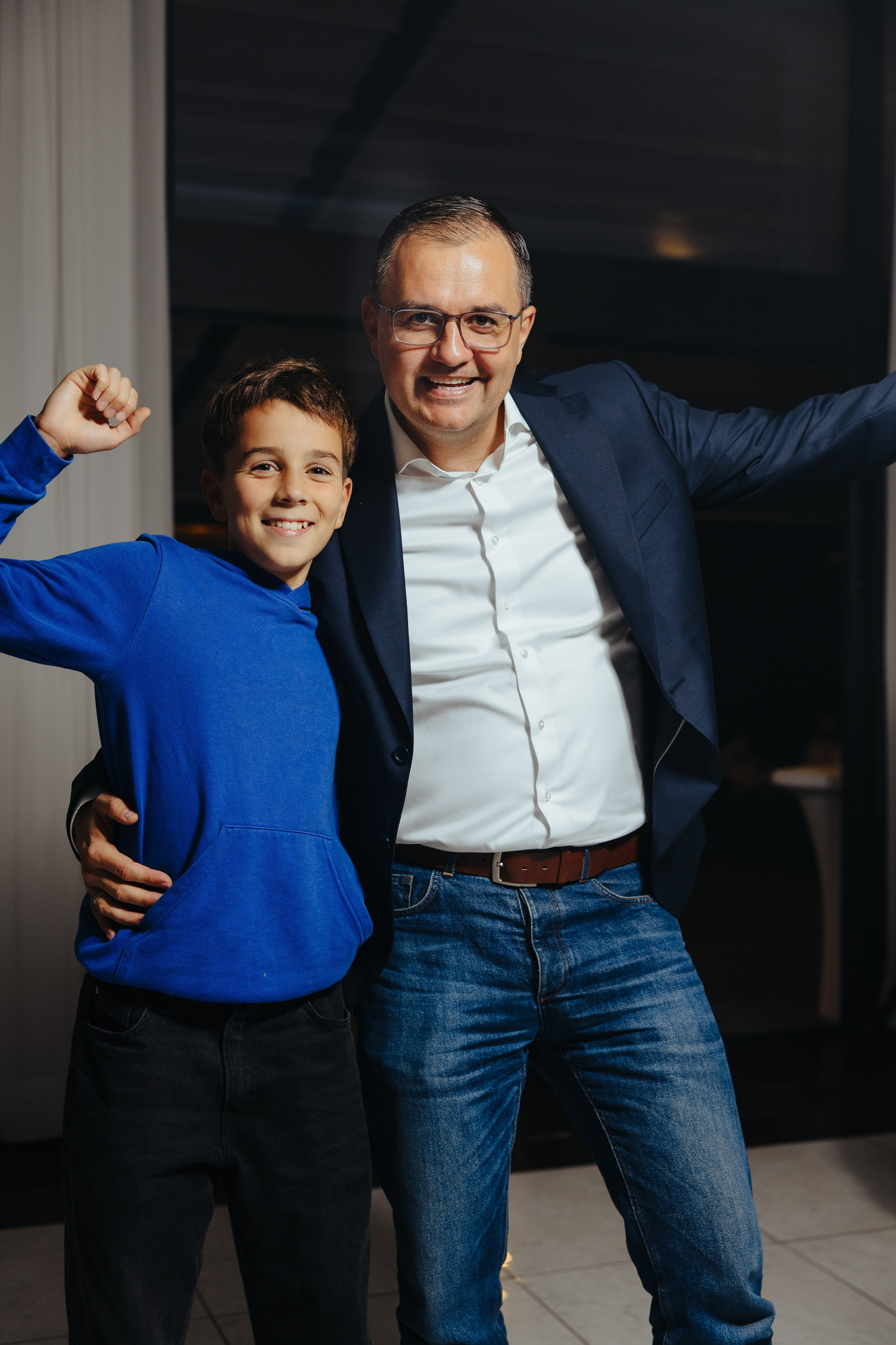 Mihai 40 ani. Fotograf de nuntă și evenimente private!