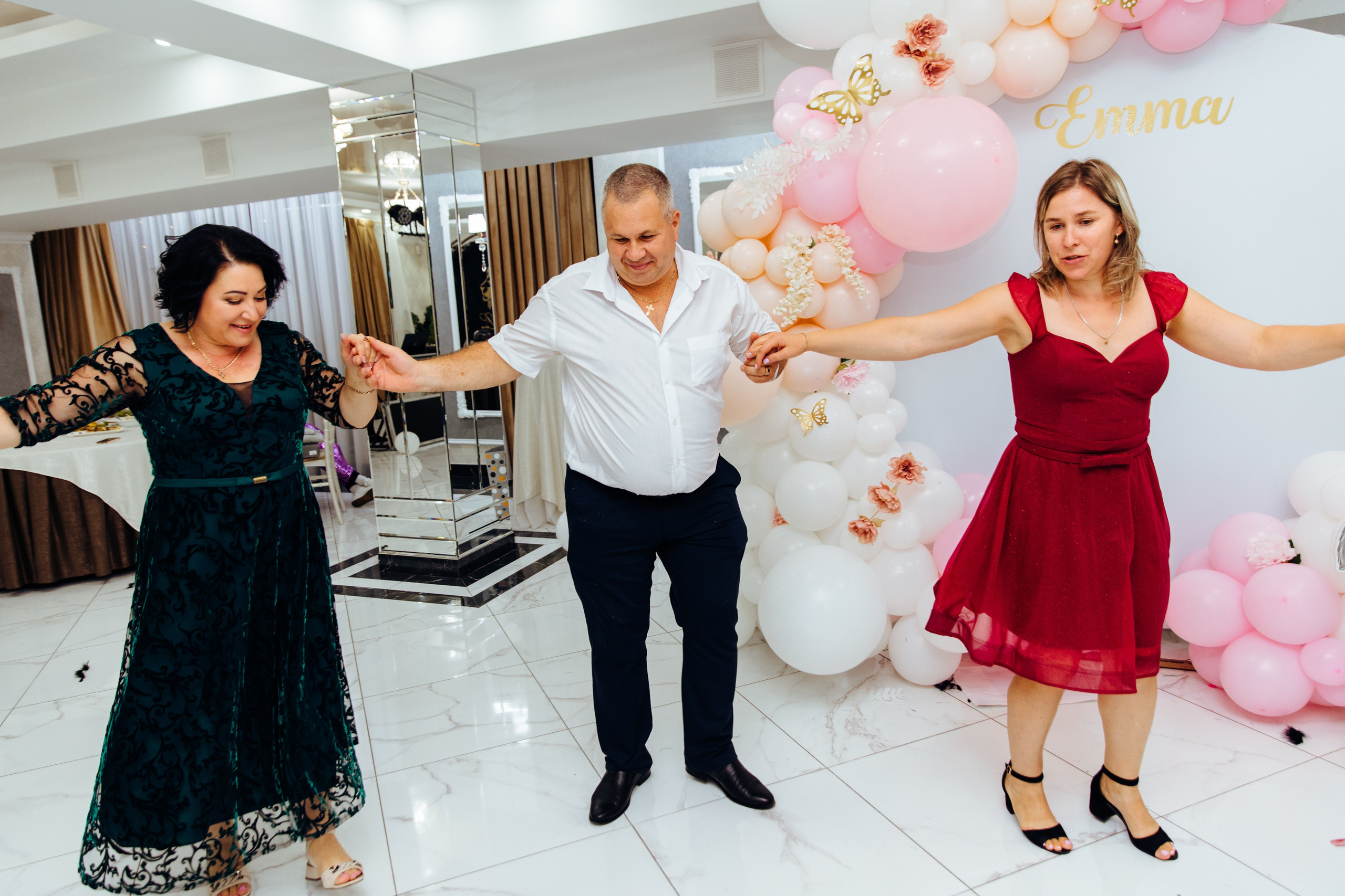 Emma. Fotograf de nuntă și evenimente private!