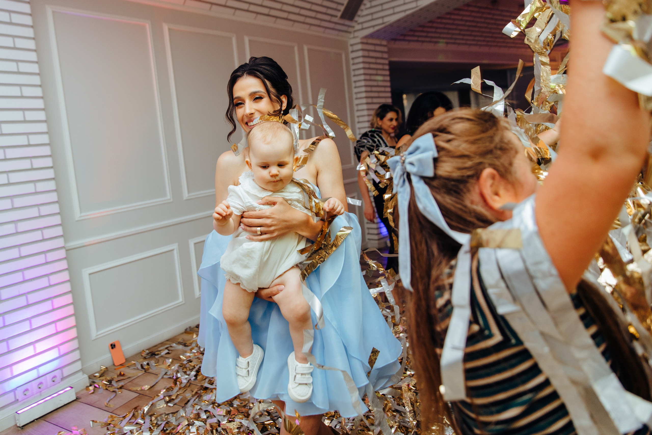 Antonia. Fotograf de nuntă și evenimente private!