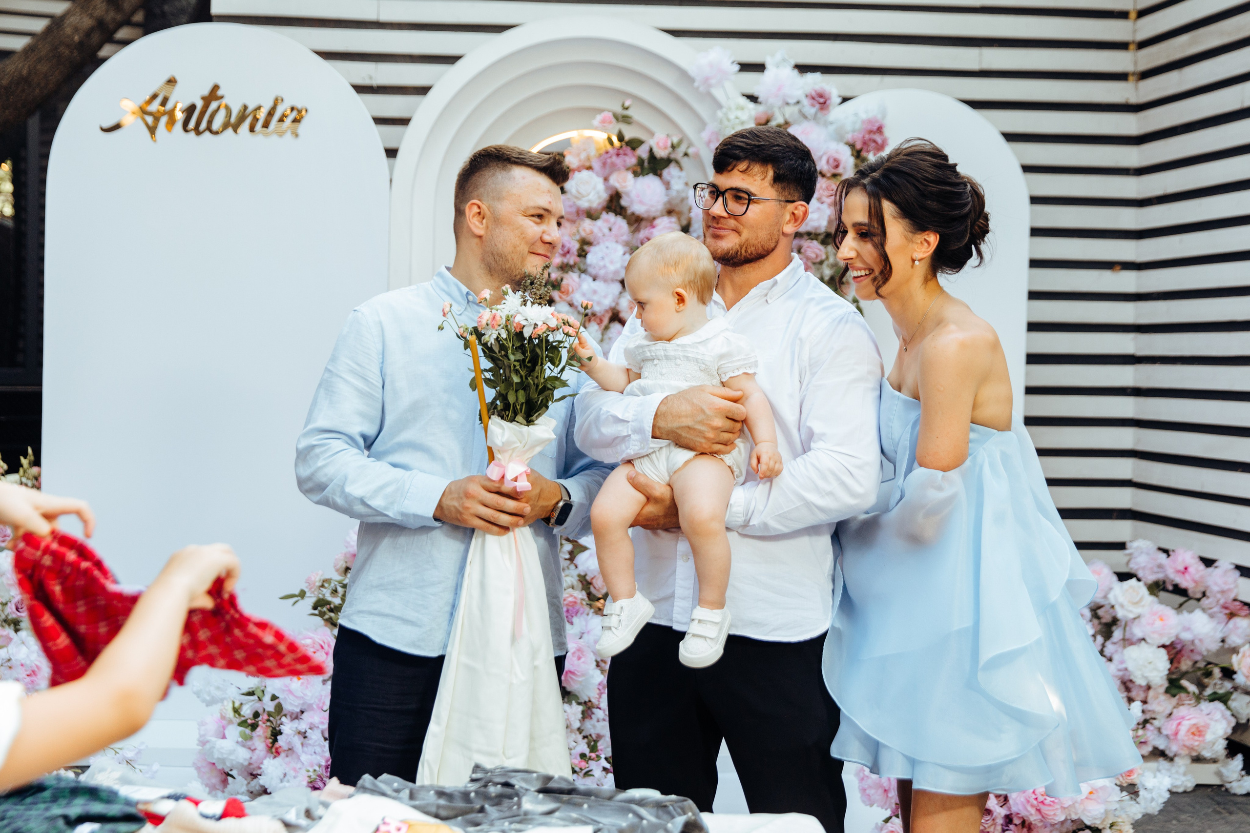 Antonia. Fotograf de nuntă și evenimente private!