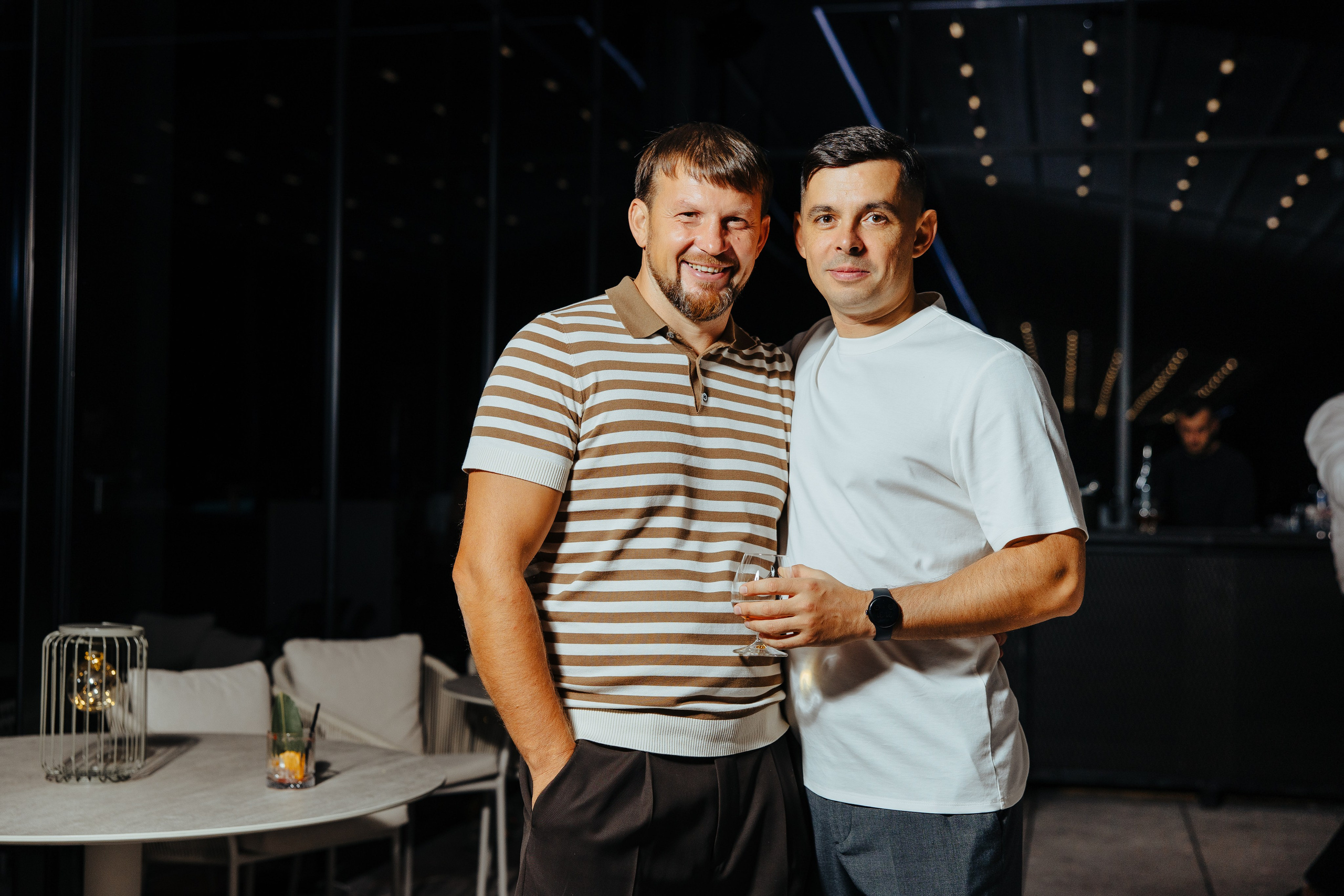 Oleg 40 ani. Fotograf de nuntă și evenimente private!