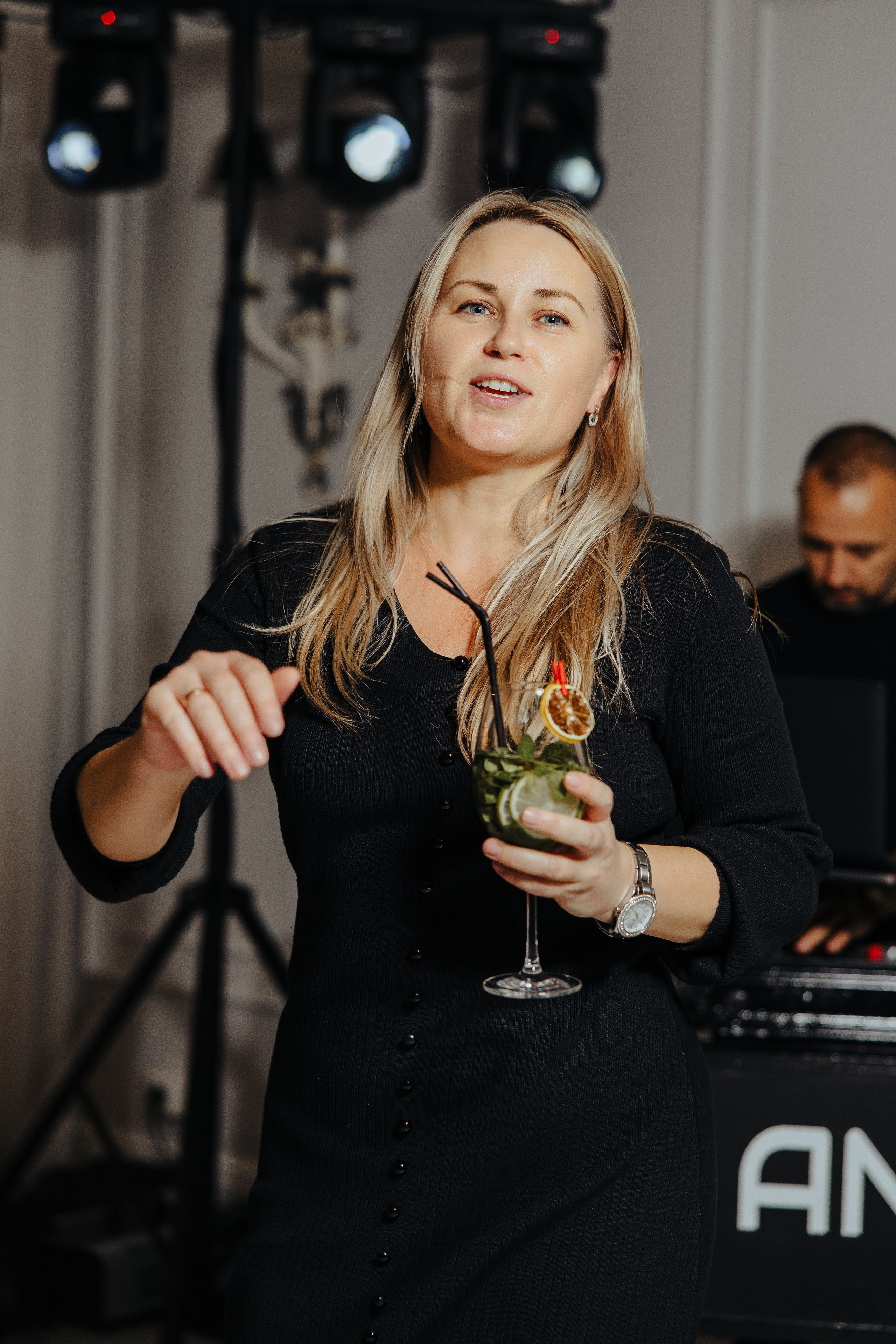 Mihai 40 ani. Fotograf de nuntă și evenimente private!