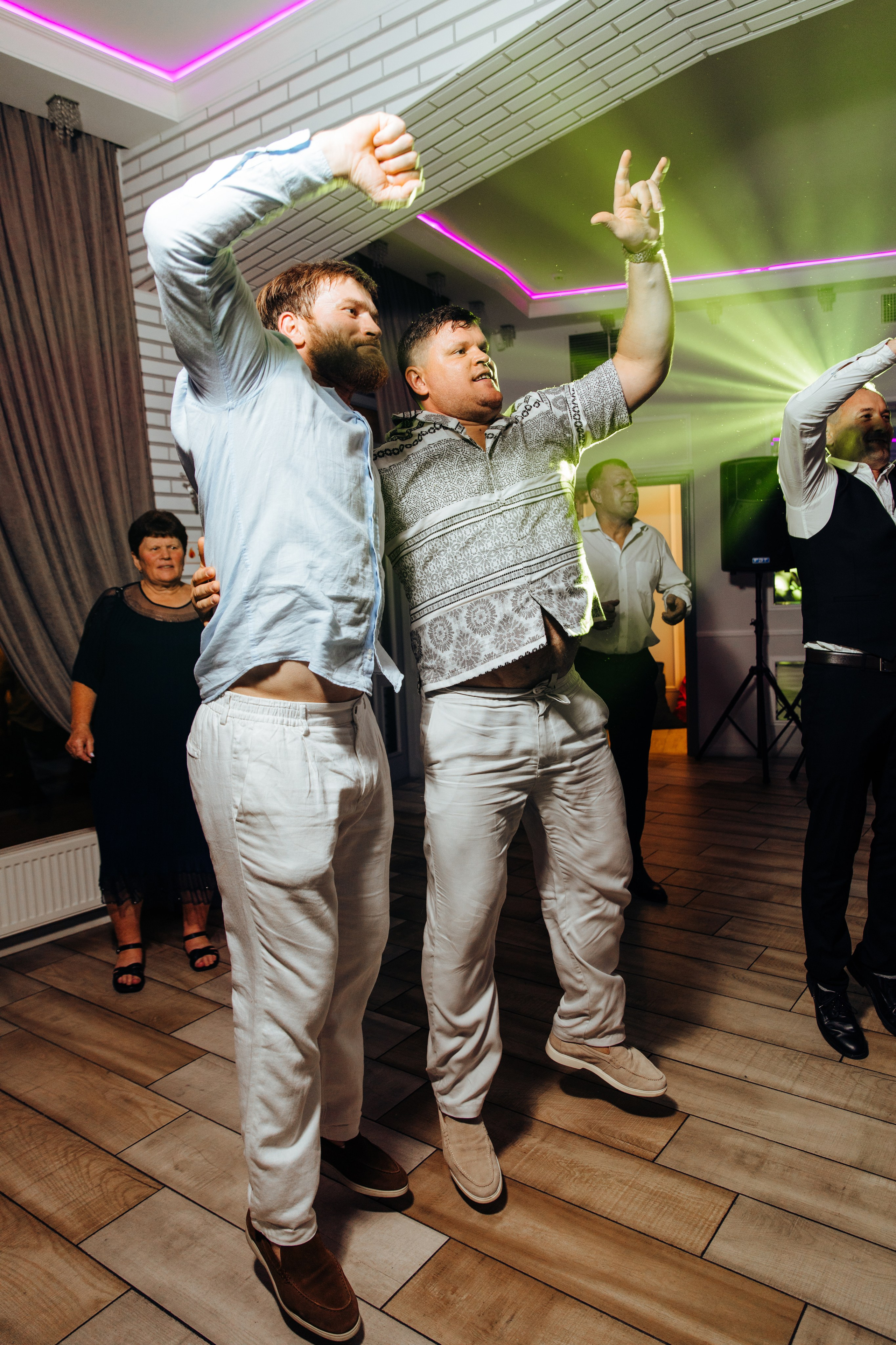 Antonia. Fotograf de nuntă și evenimente private!