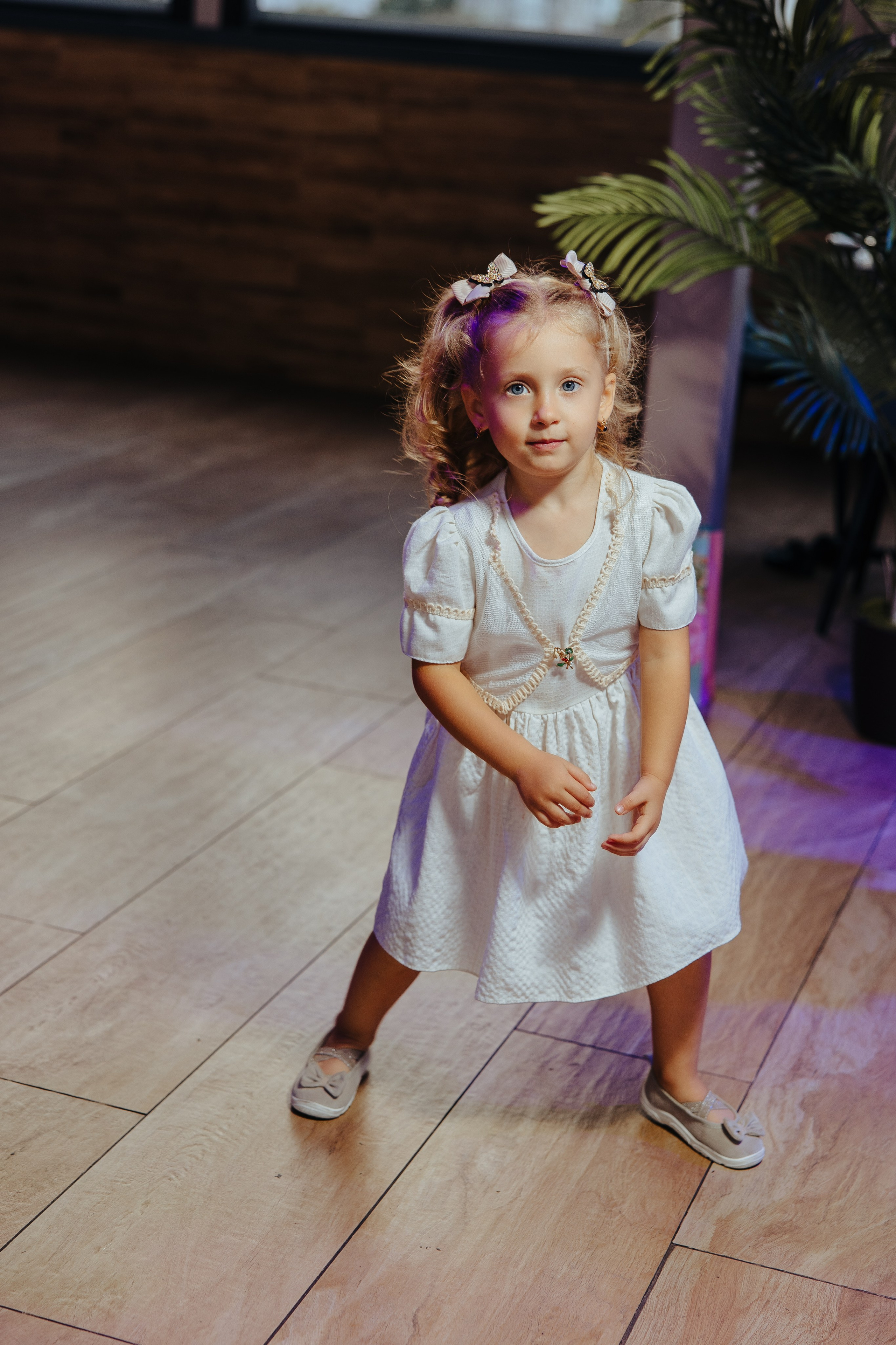 Nicoleta. Fotograf de nuntă și evenimente private!