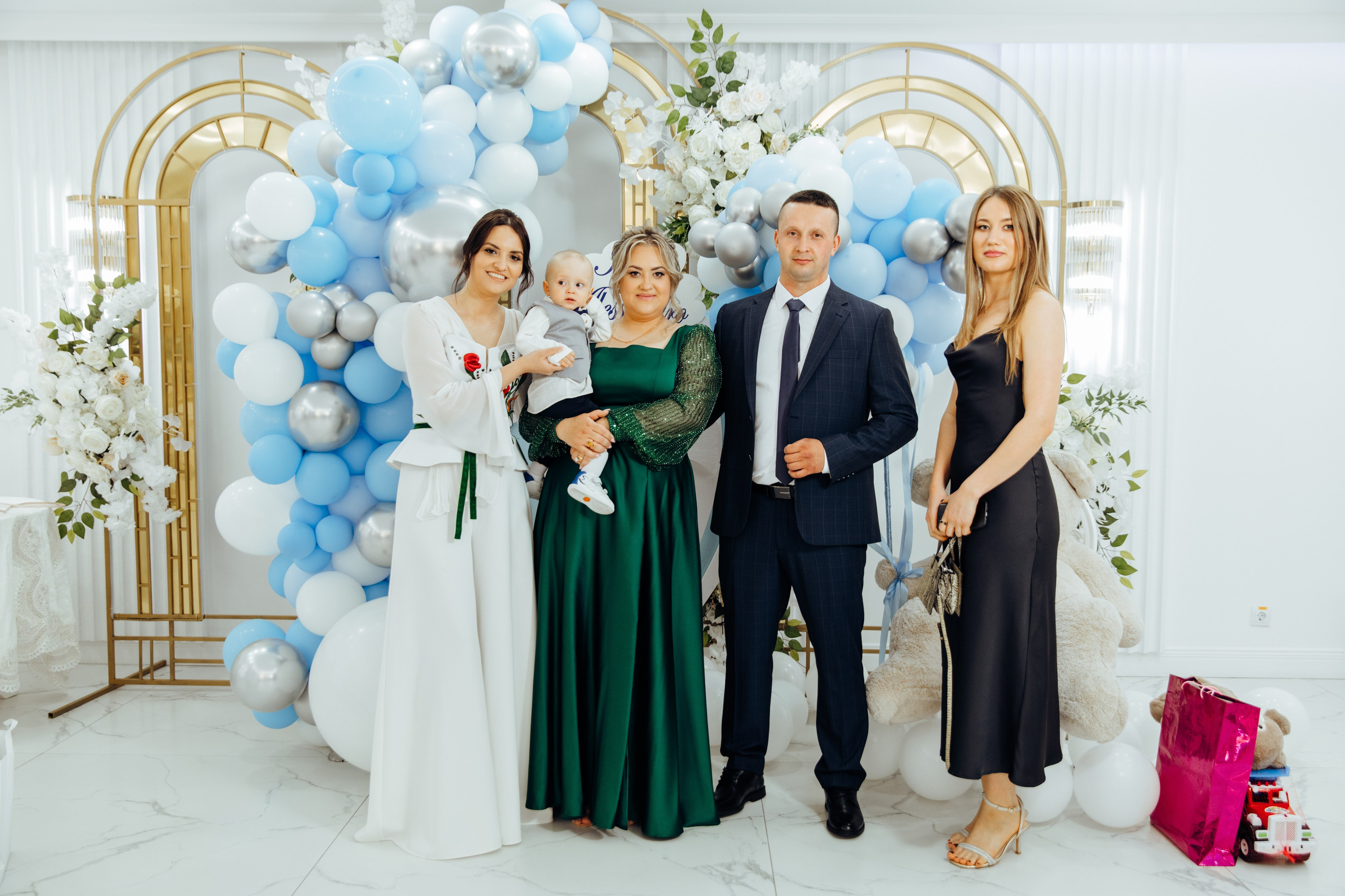 Ionel-Alessandro. Fotograf de nuntă și evenimente private!