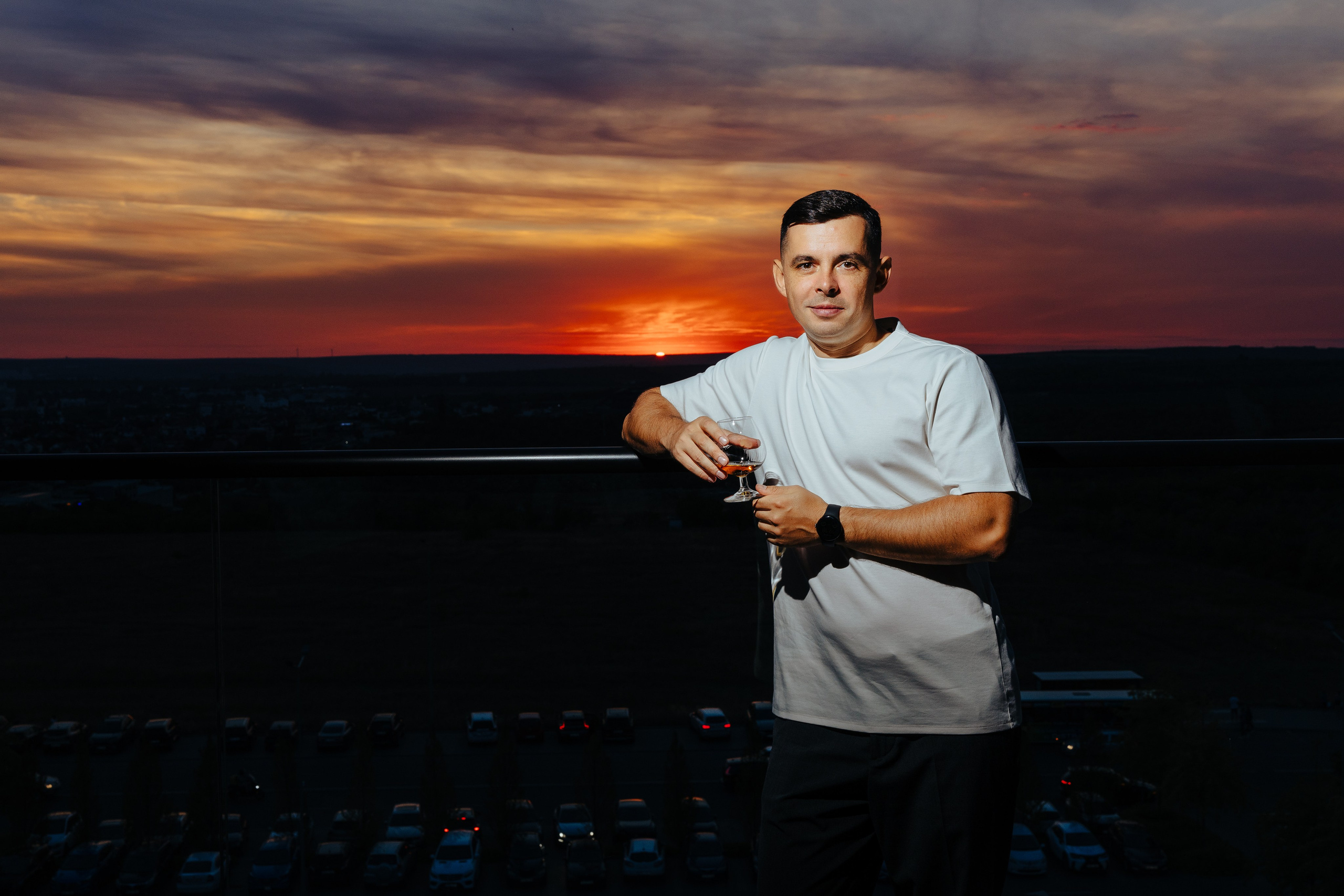 Oleg 40 ani. Fotograf de nuntă și evenimente private!