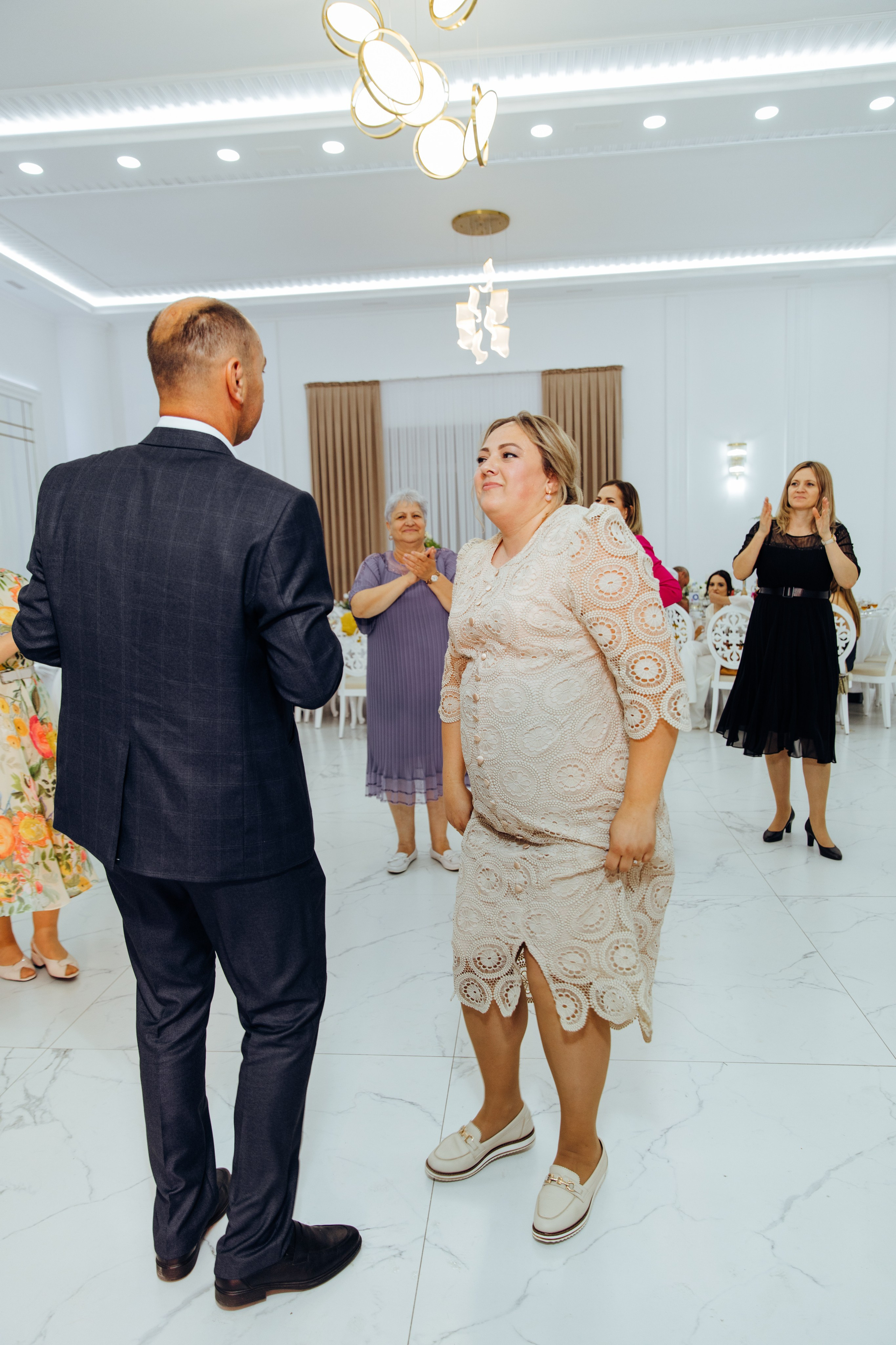 Ionel-Alessandro. Fotograf de nuntă și evenimente private!