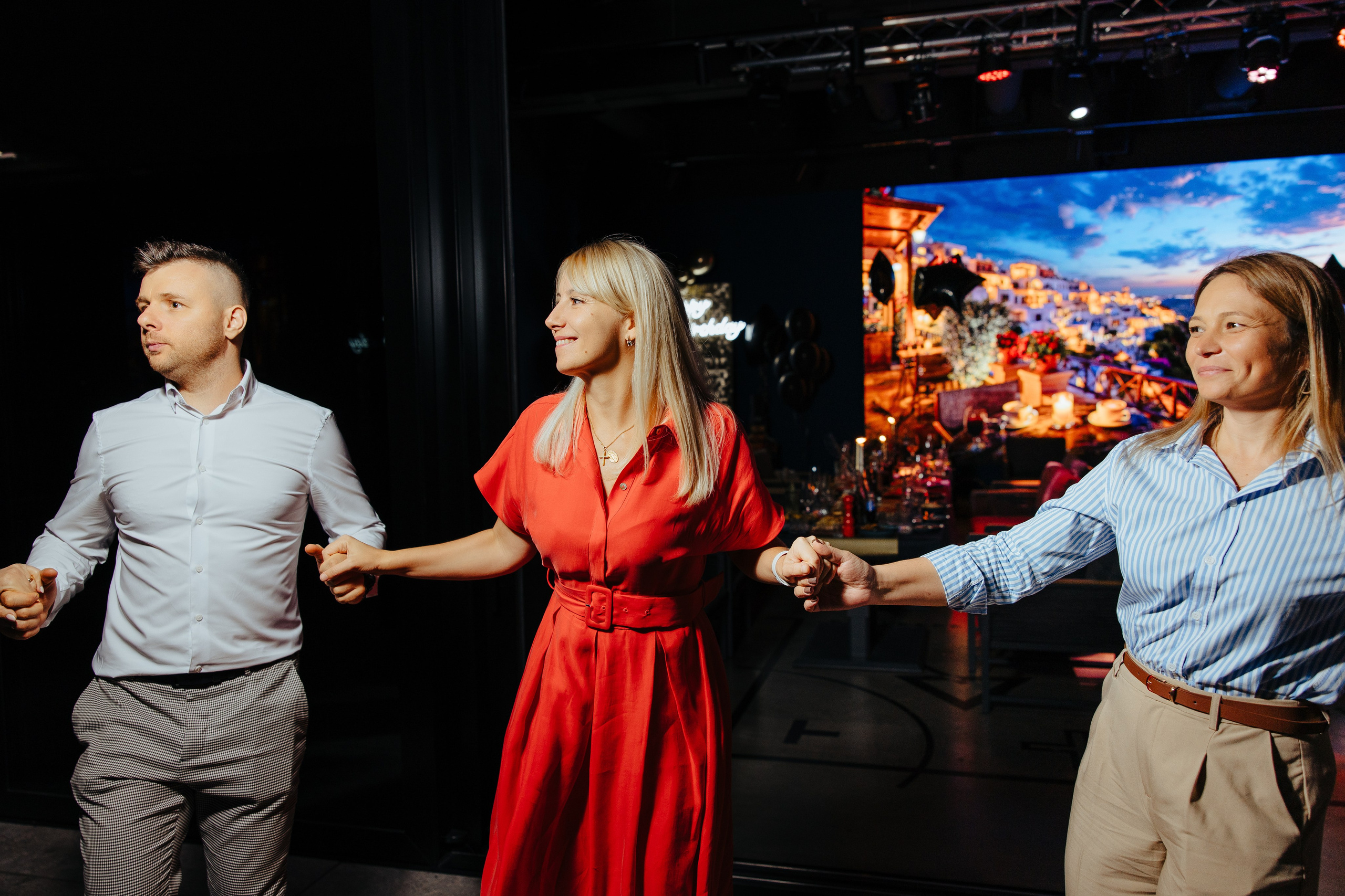 Oleg 40 ani. Fotograf de nuntă și evenimente private!